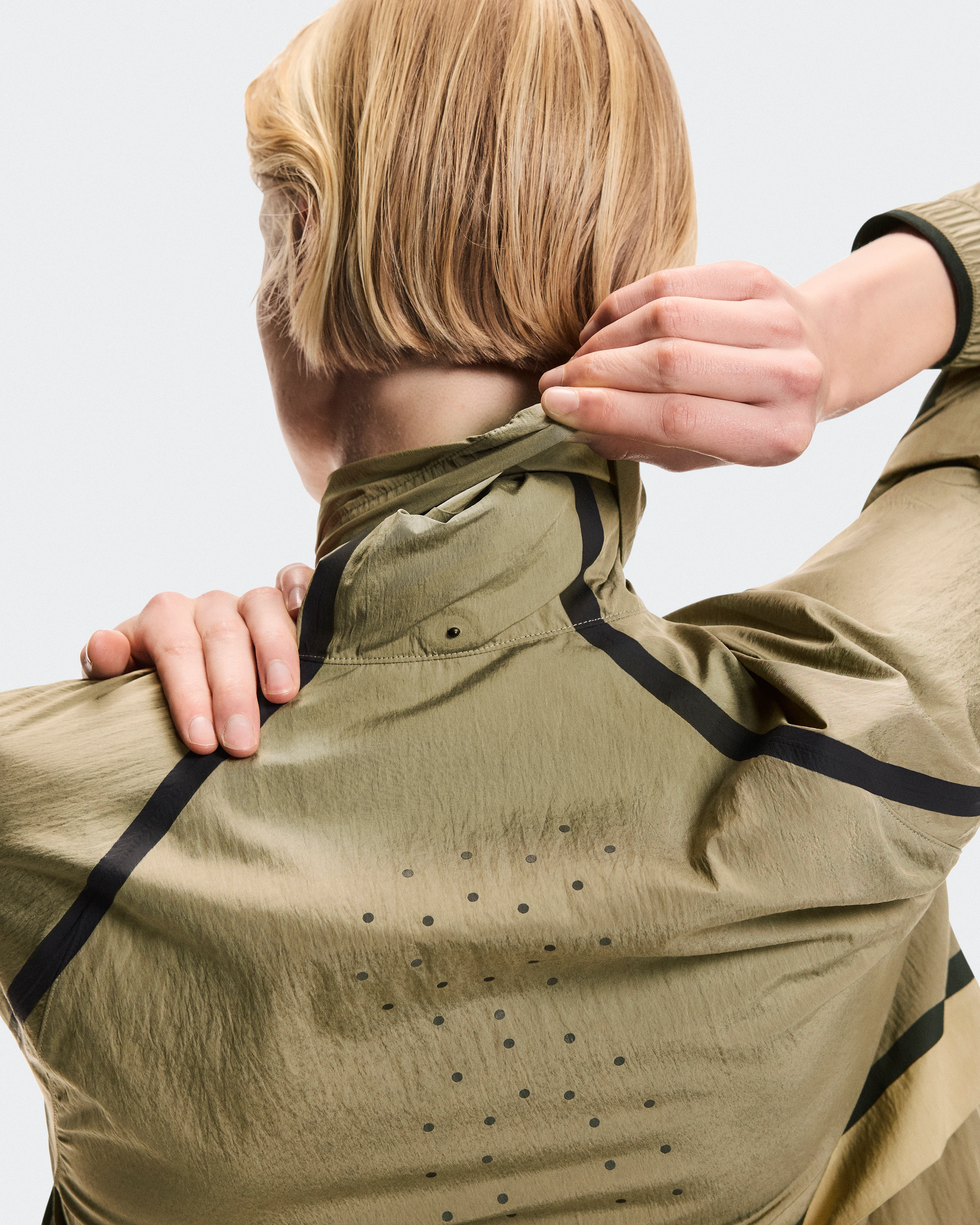 On Performance Volt Jacket Safari Femme Vestes