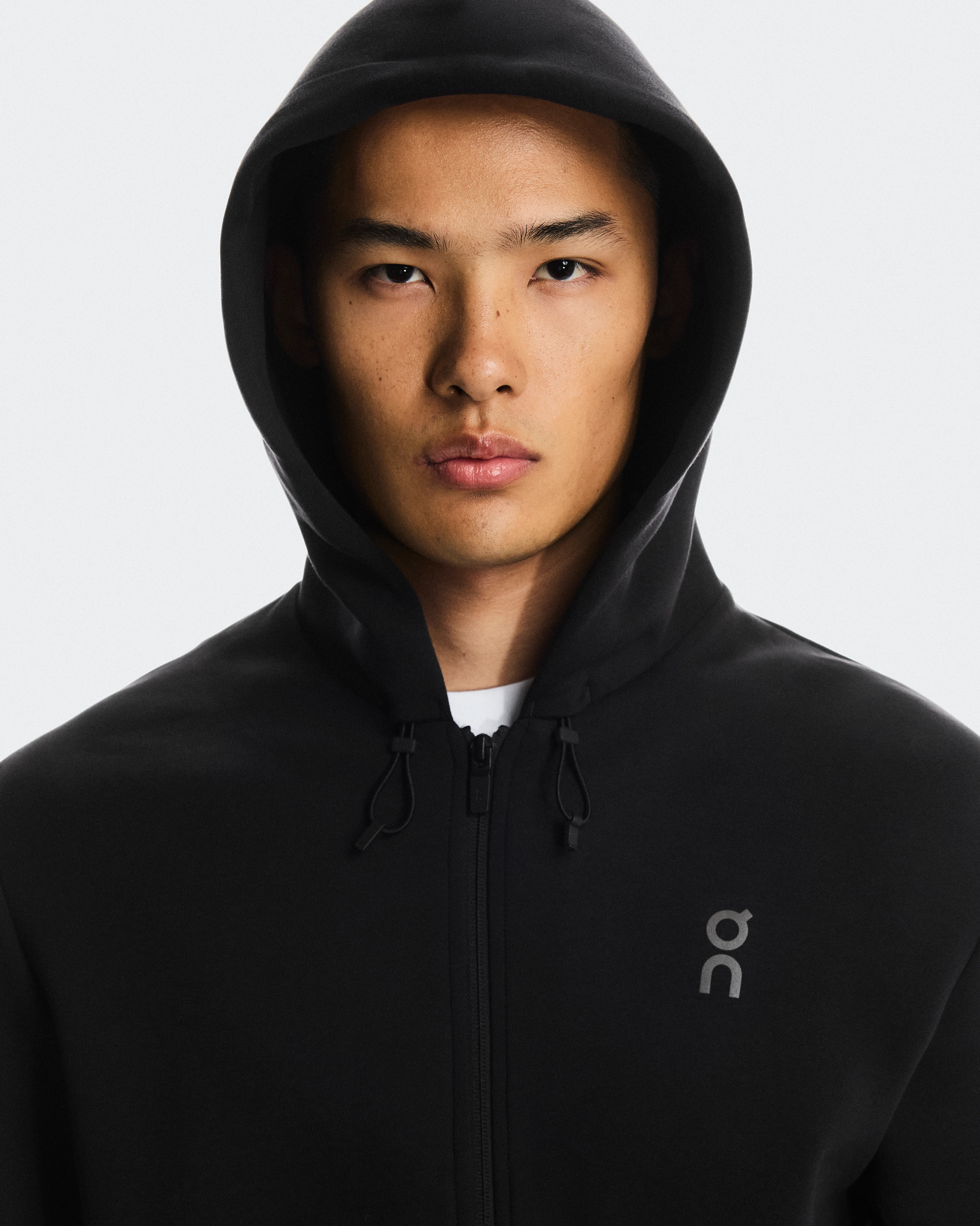 On Focus Tech Zip Hoodie Black Homme Sweats à capuche et sweats