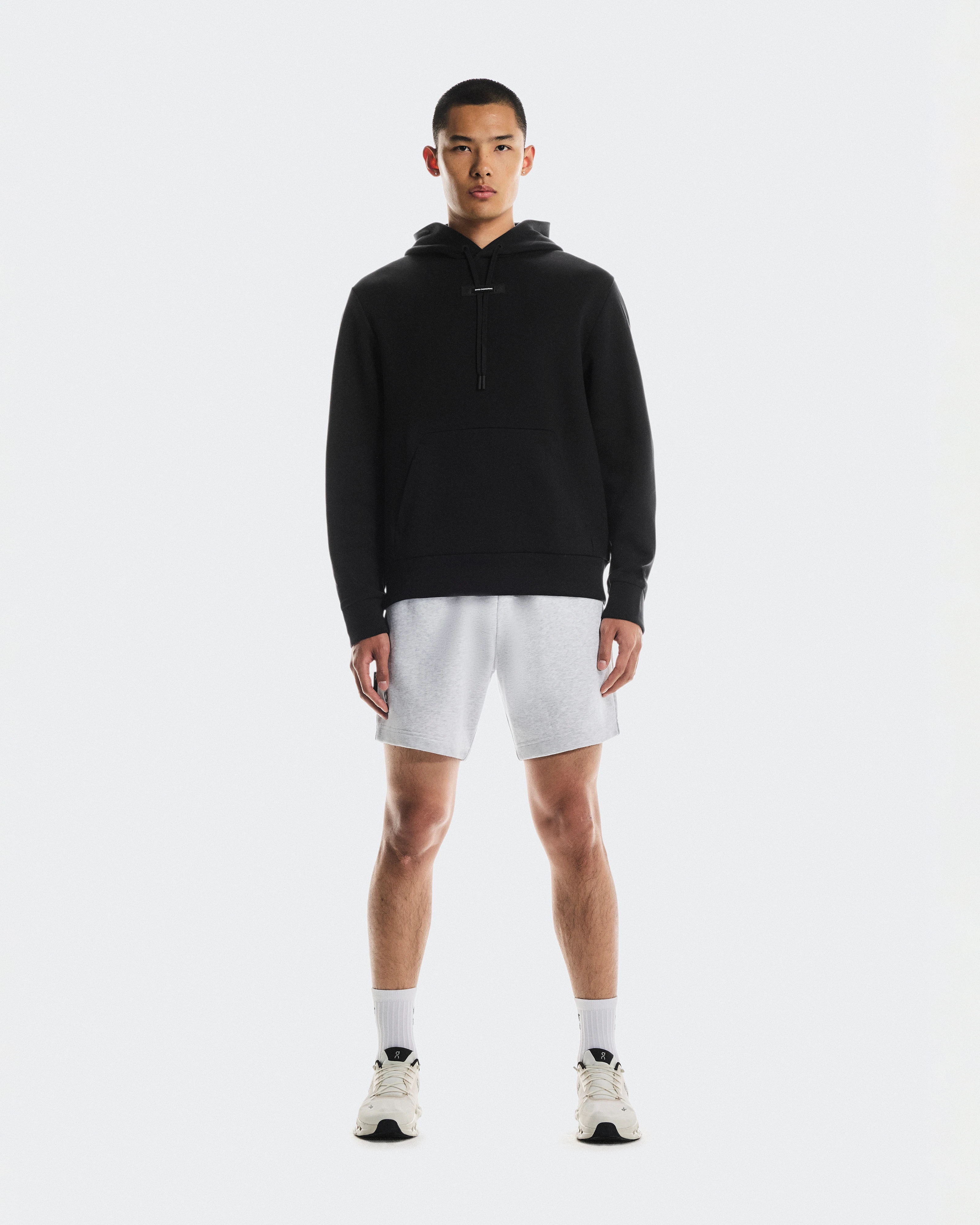 On Focus Tech Hoodie Black Homme Sweats à capuche et sweats