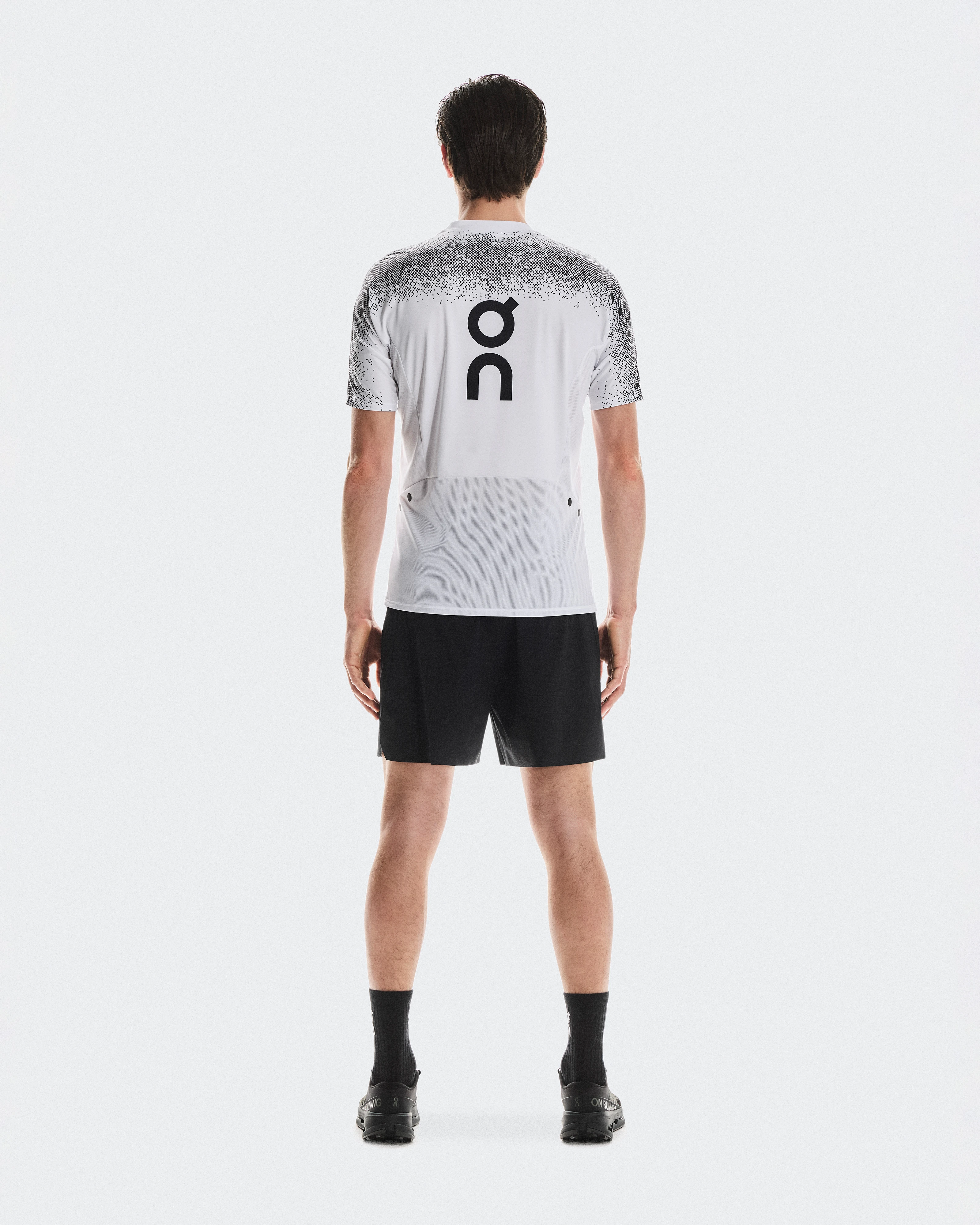 On Ultra-T White & Iron Homme Hauts et t-shirts