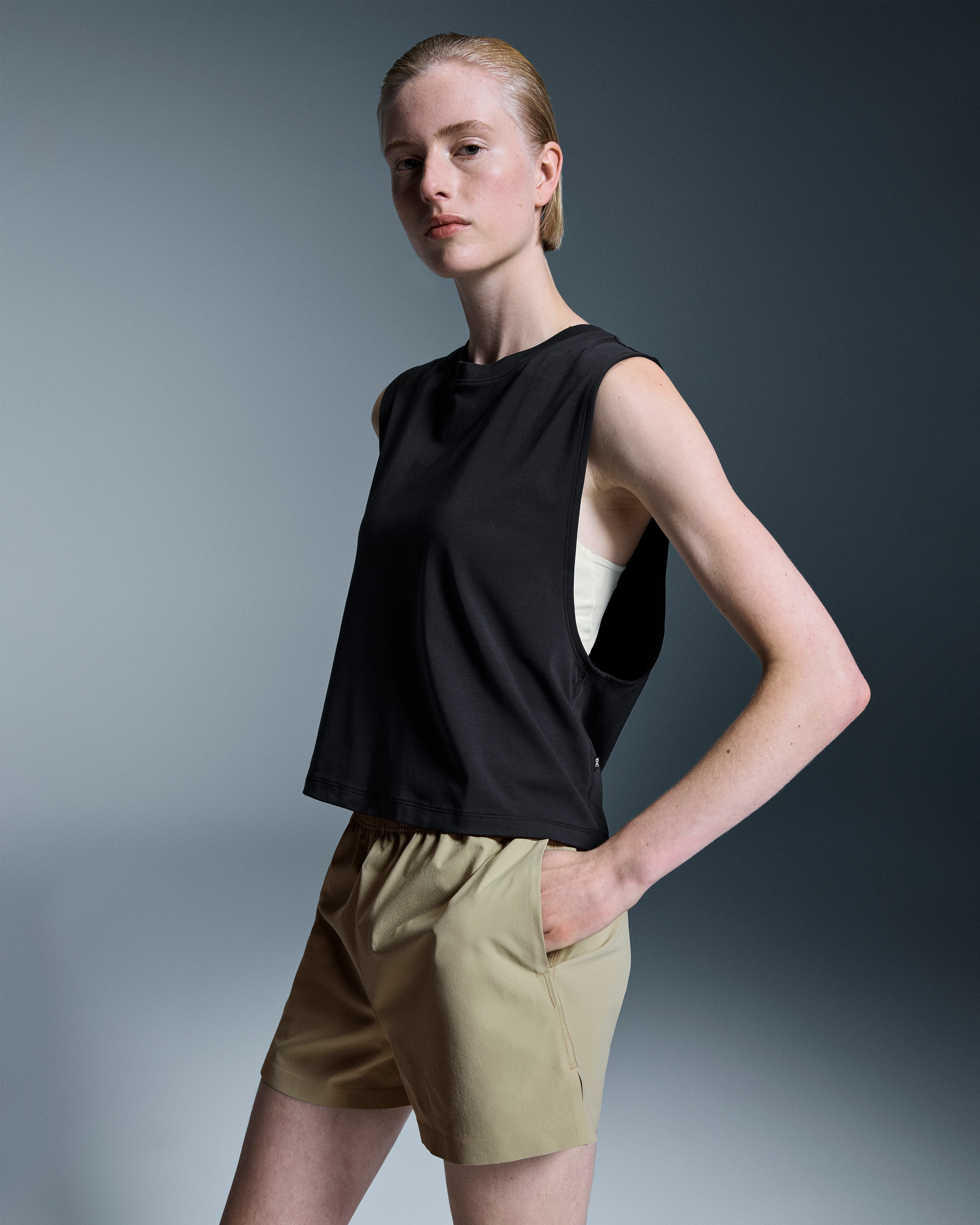On Focus Crop Black Femme Hauts et t-shirts