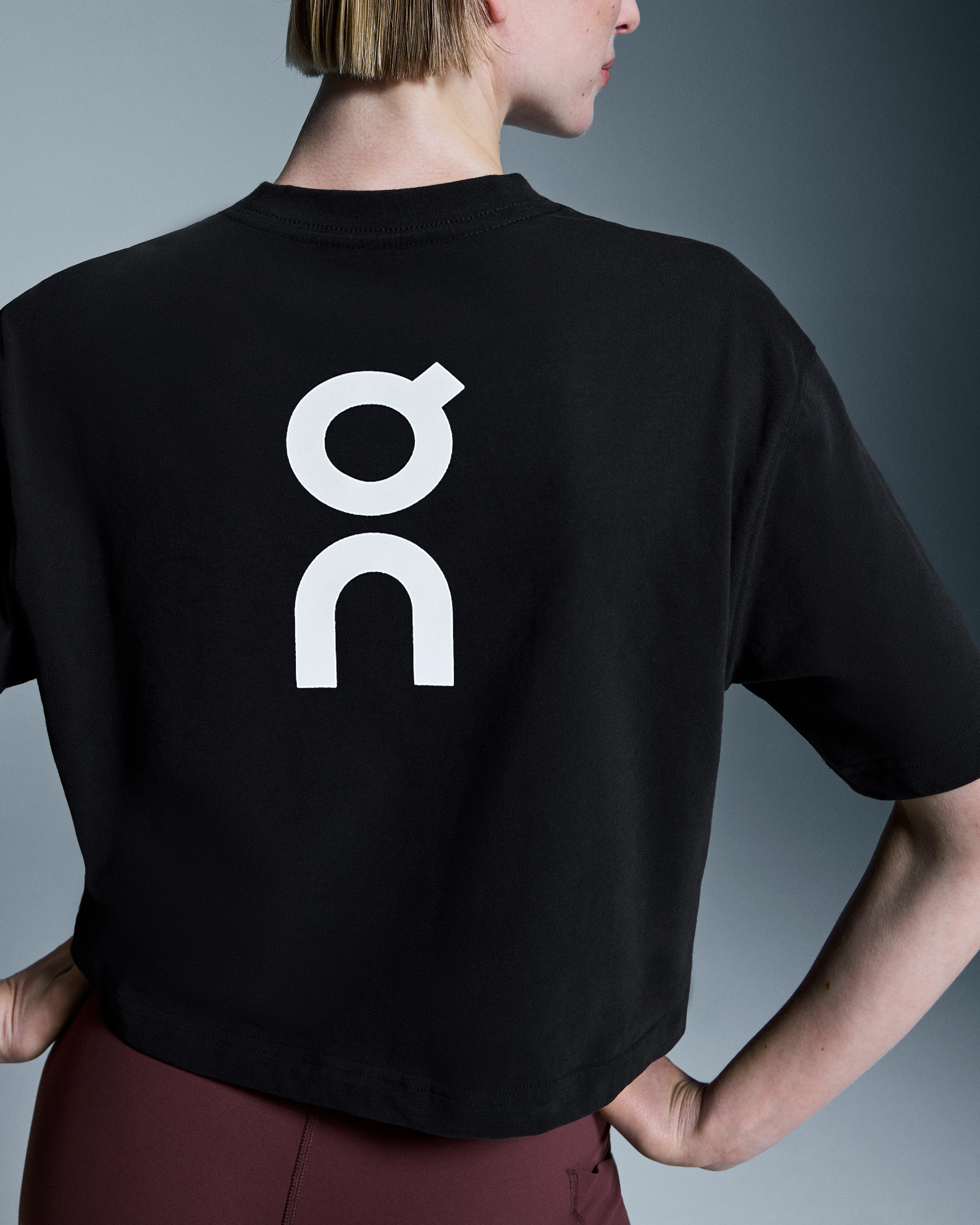 On Club Boxy-T Black Femme Hauts et t-shirts
