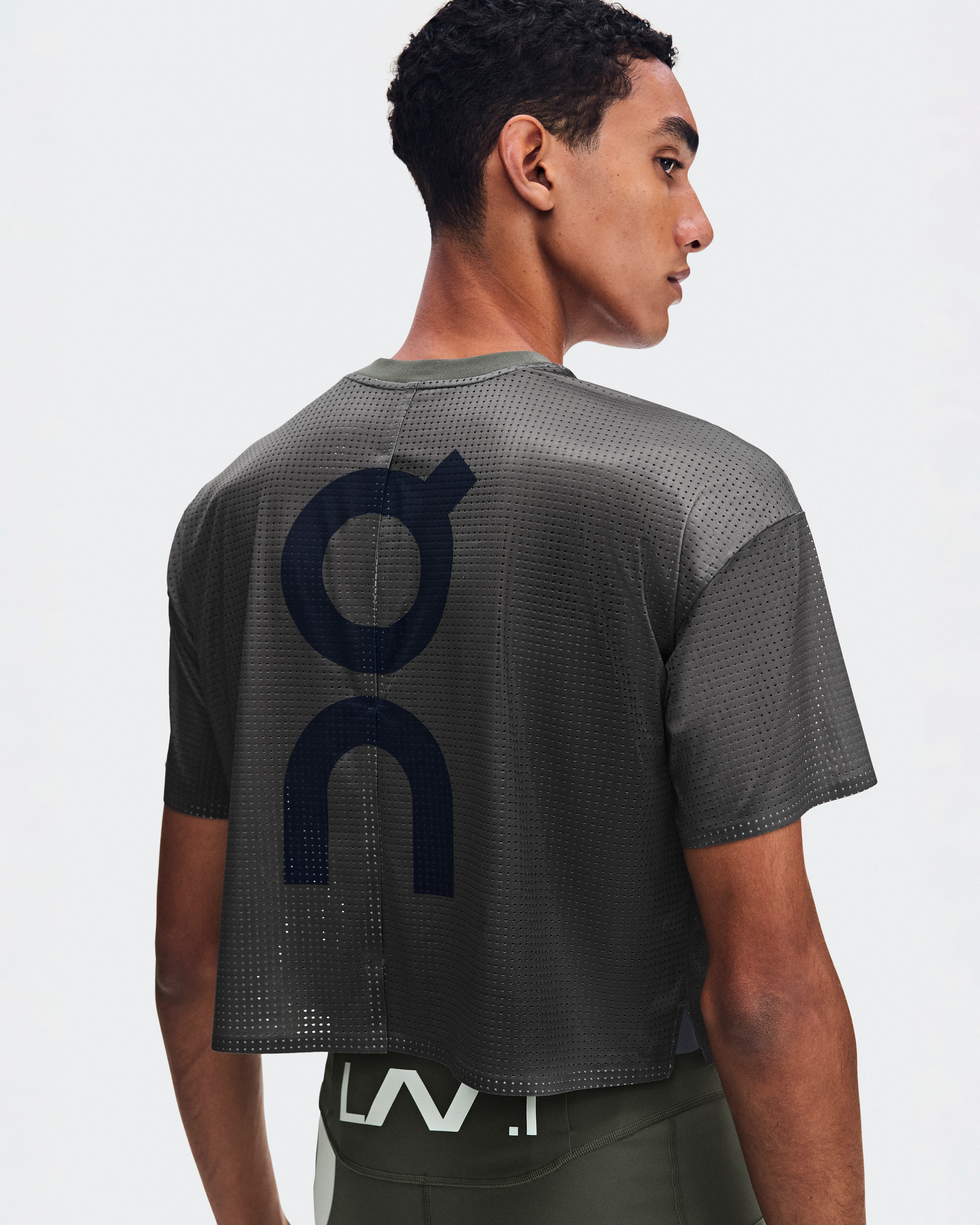On Cropped Run-T LN1 Mire Unisexe Hauts et t-shirts