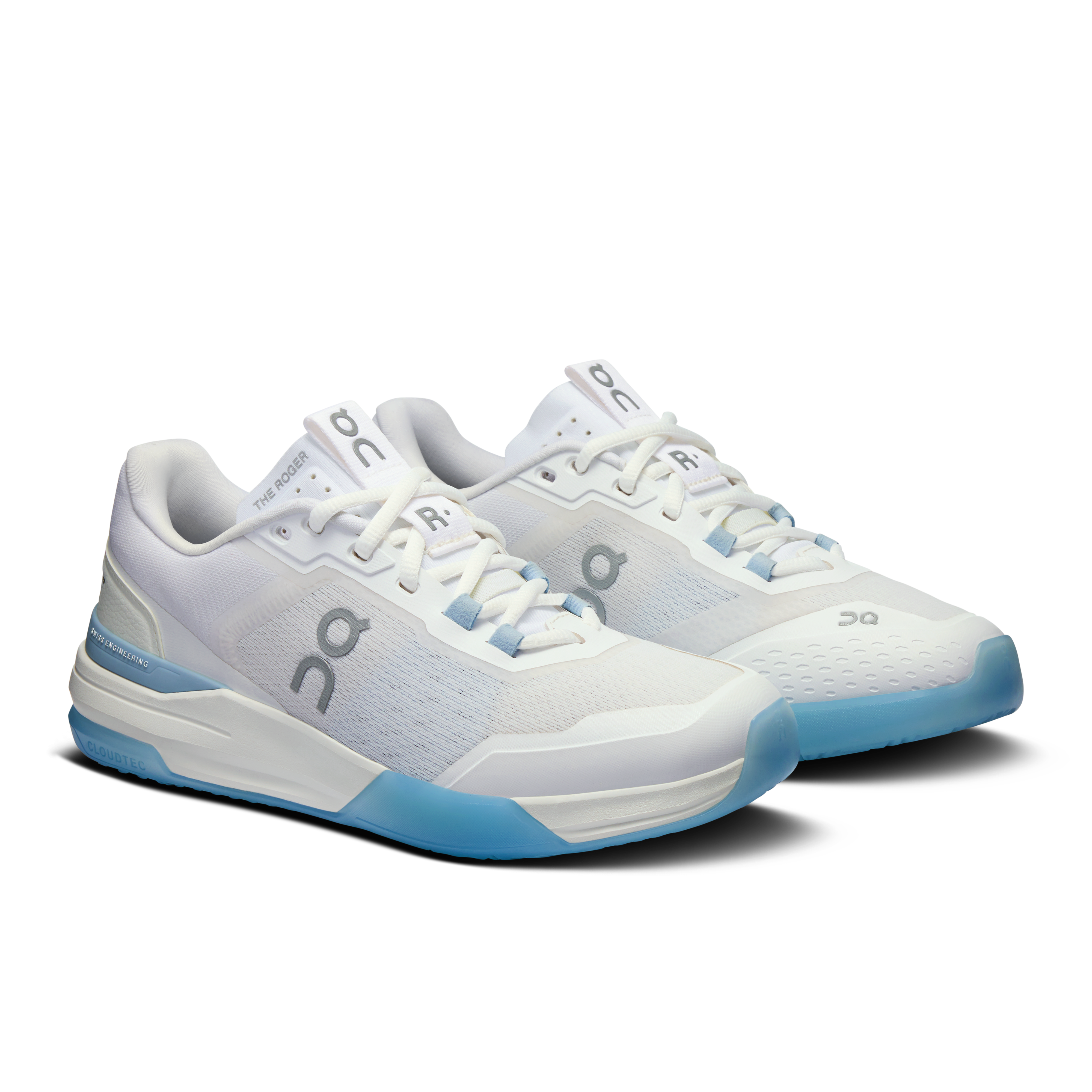 On THE ROGER Advantage Pro White & Chambray Femme Tennis Chaussures