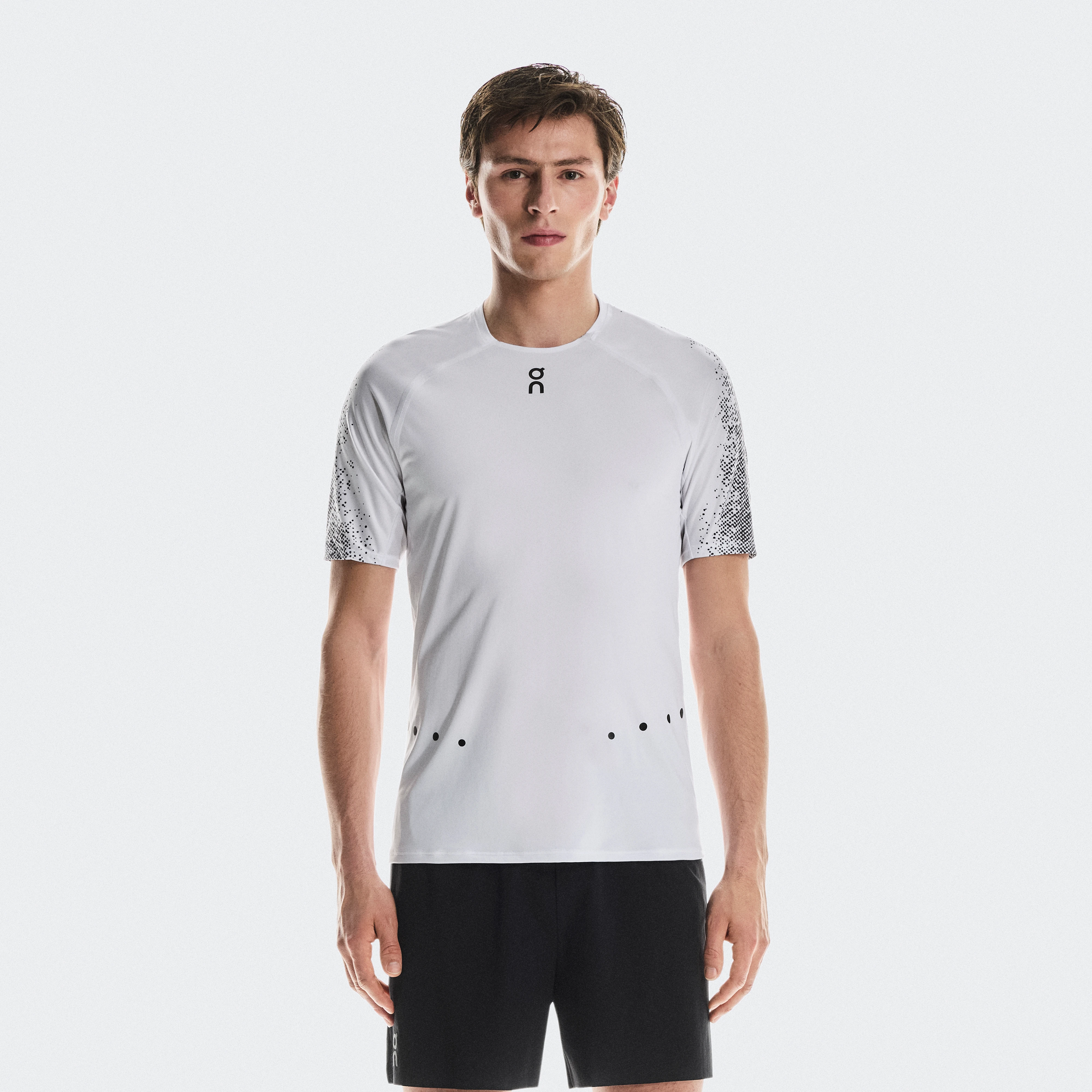 On Ultra-T White & Iron Homme – Trail running, outdoor, respirant Hauts et t-shirts