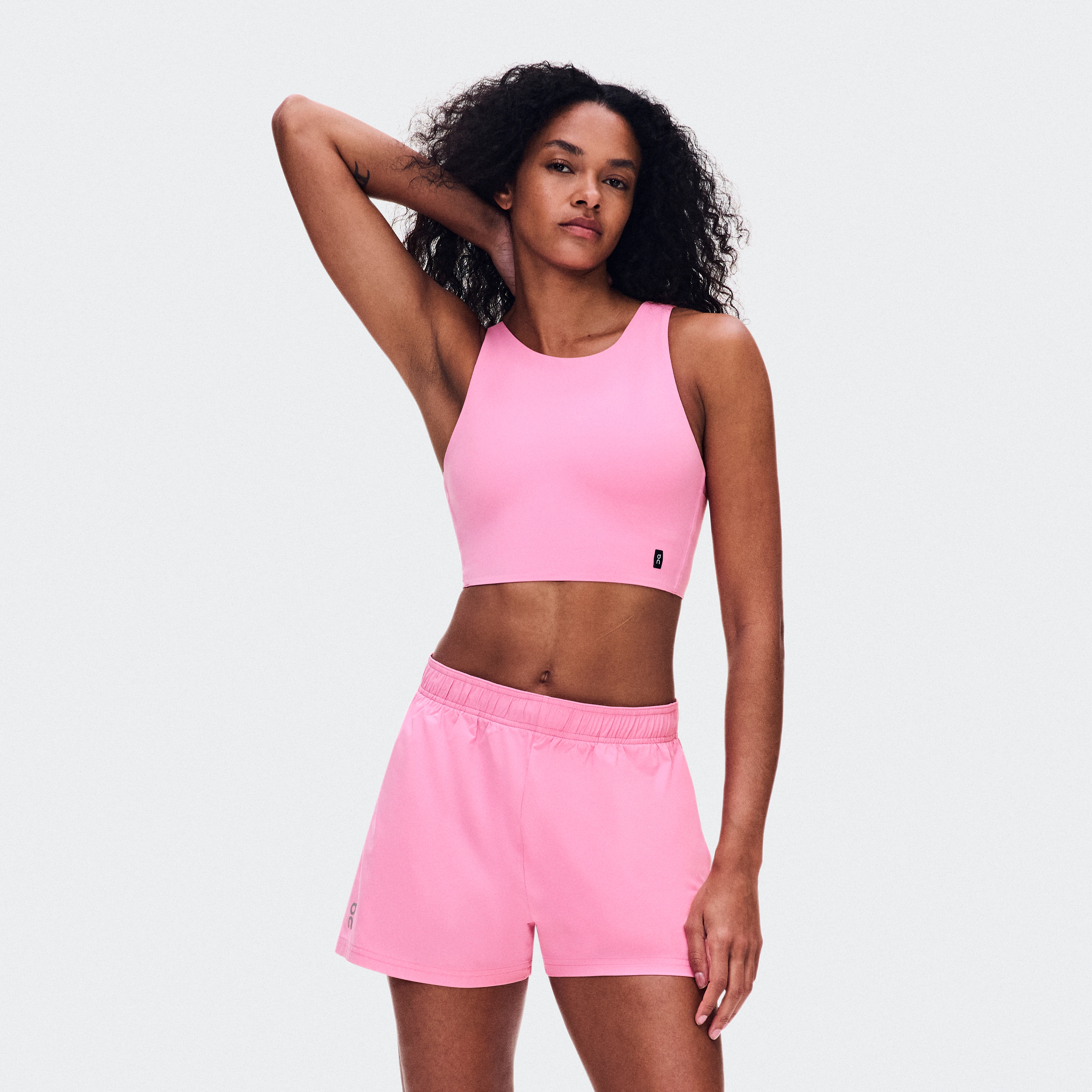 On Core 2-in-1 Crop Bubblegum Femme – Multisport, polyvalent, maintien renforcé Hauts et t-shirts