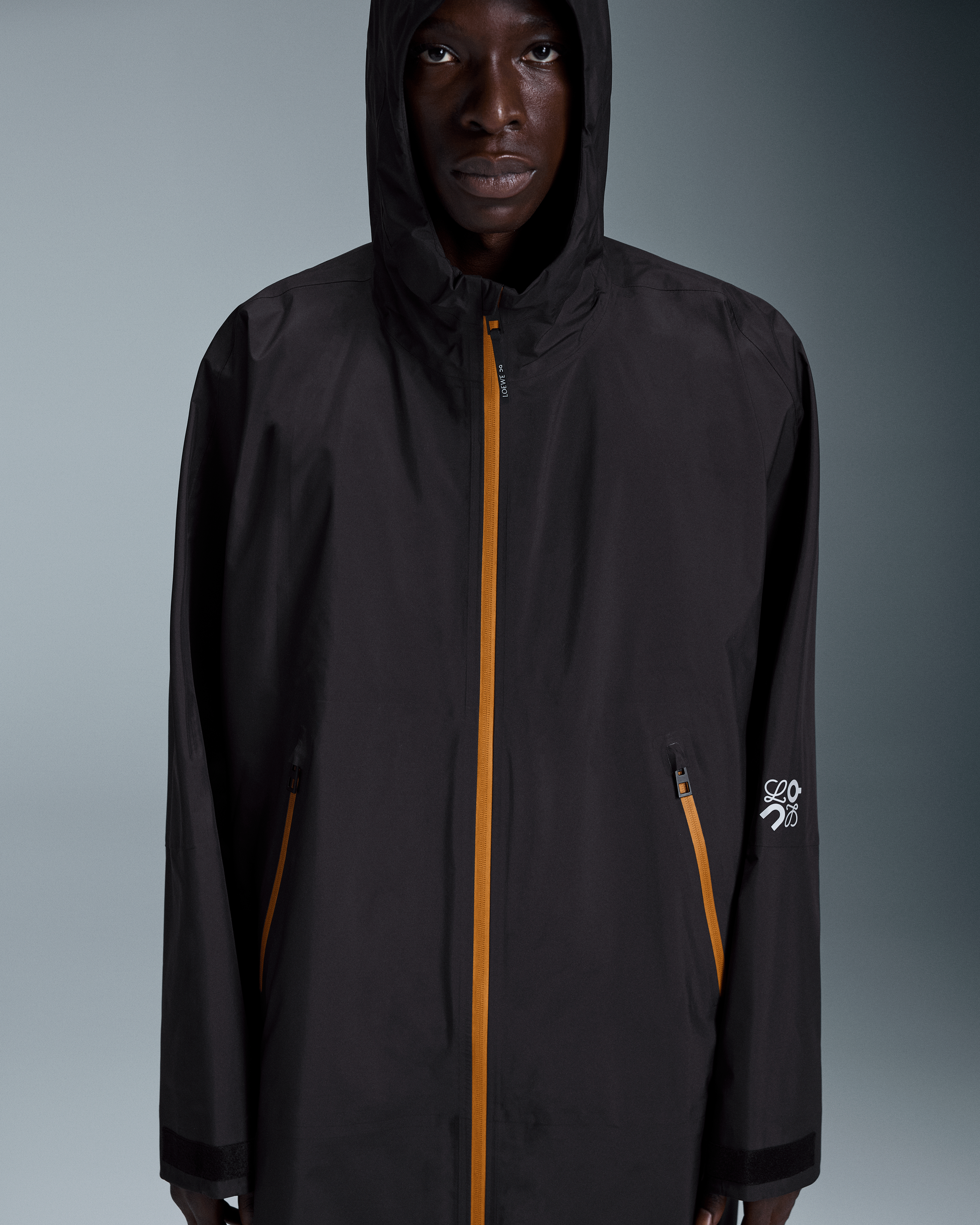 On Cape LOEWE Black Unisexe Vestes