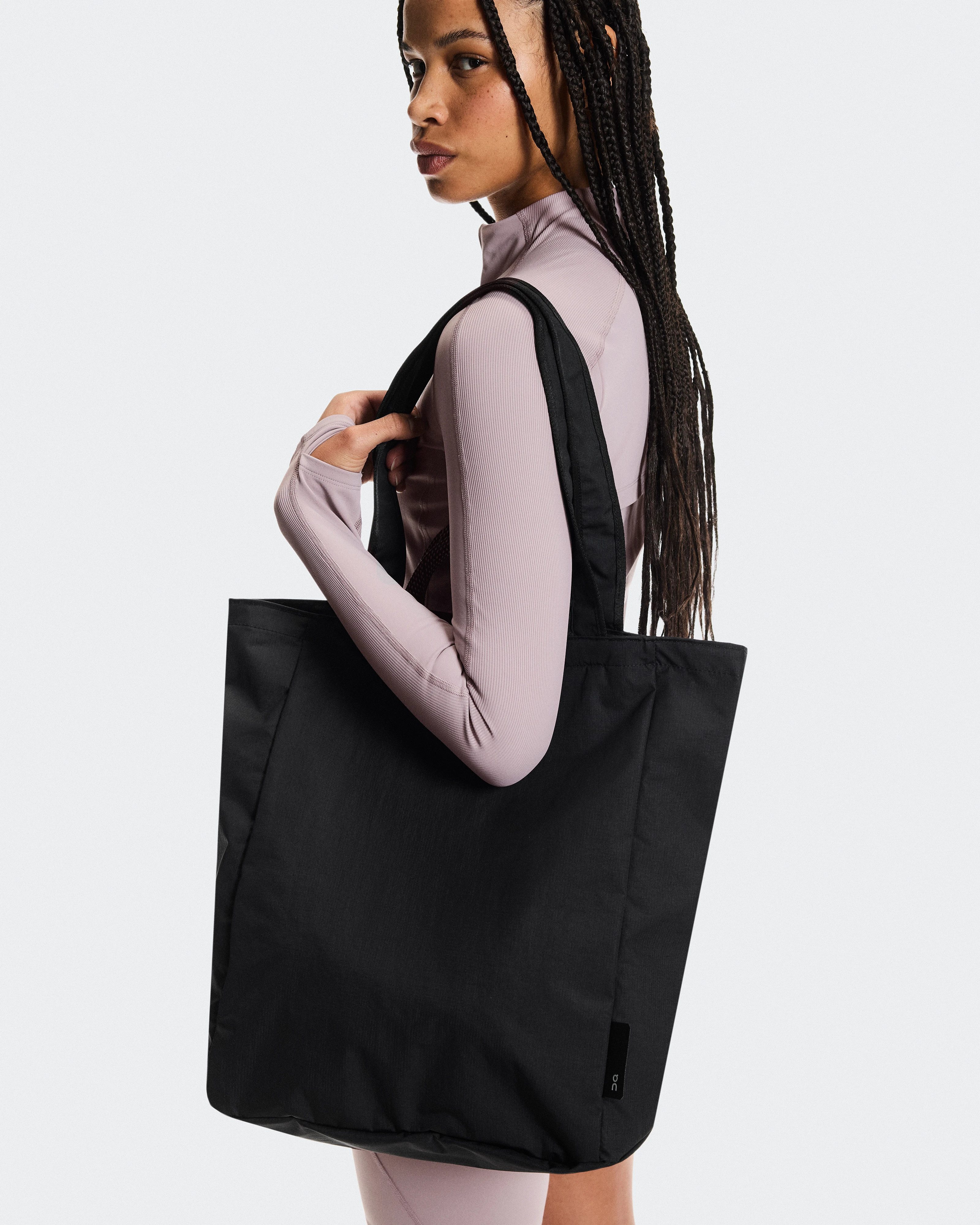 On Tote Pack 25L Black Unisexe Sacs