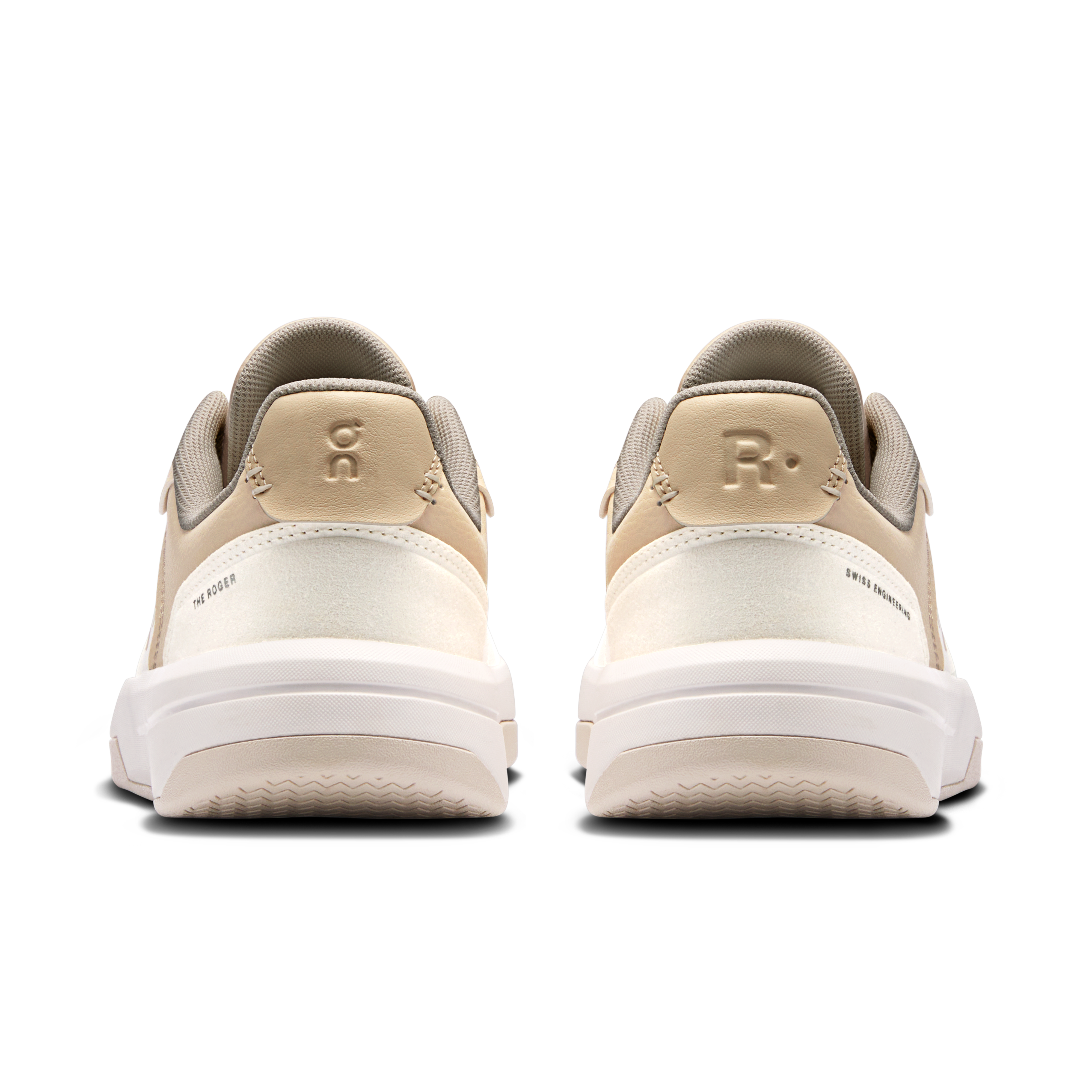 On THE ROGER Clubhouse White & Pearl Femme Tennis Chaussures