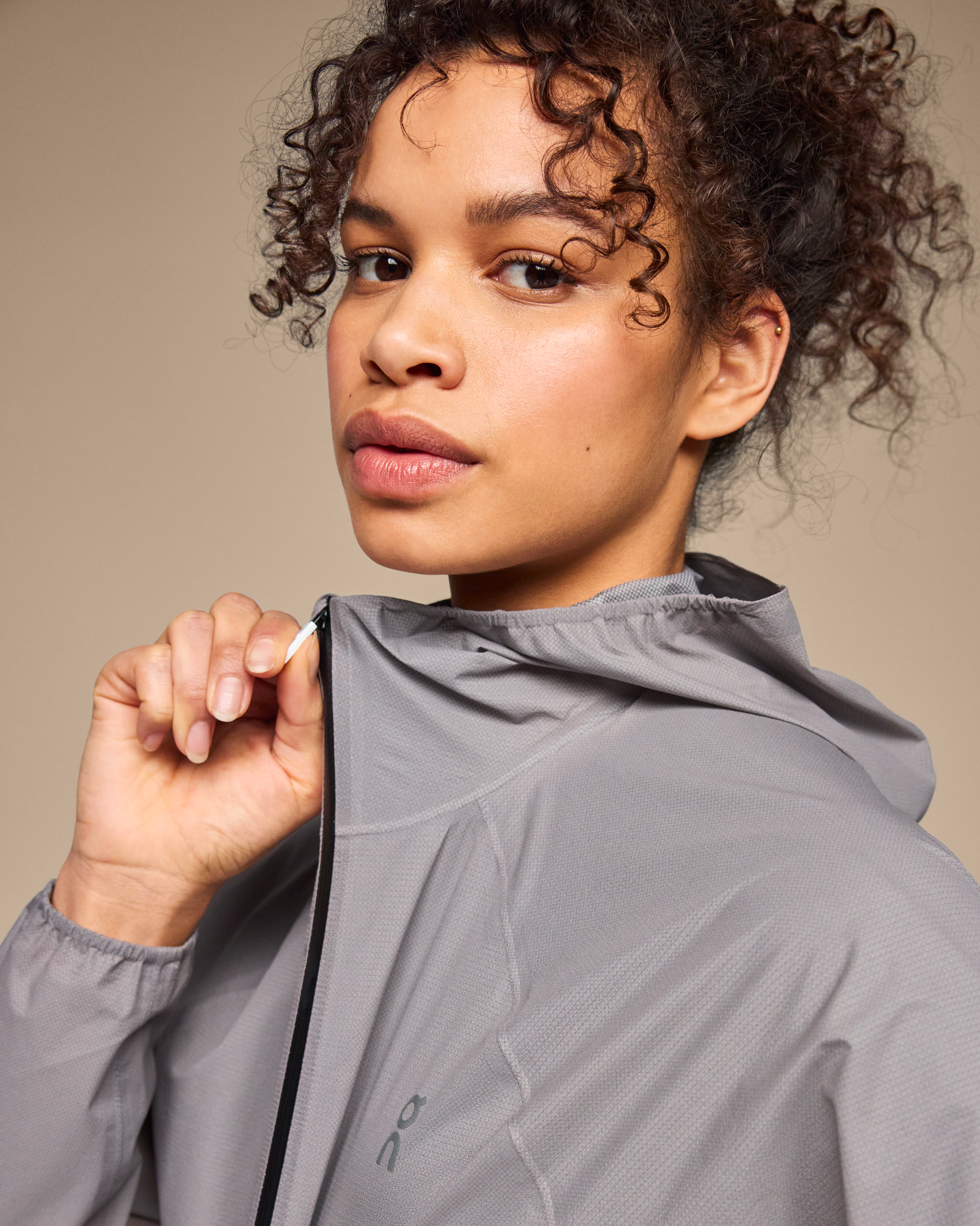On Ultra Jacket Zinc Femme Vestes