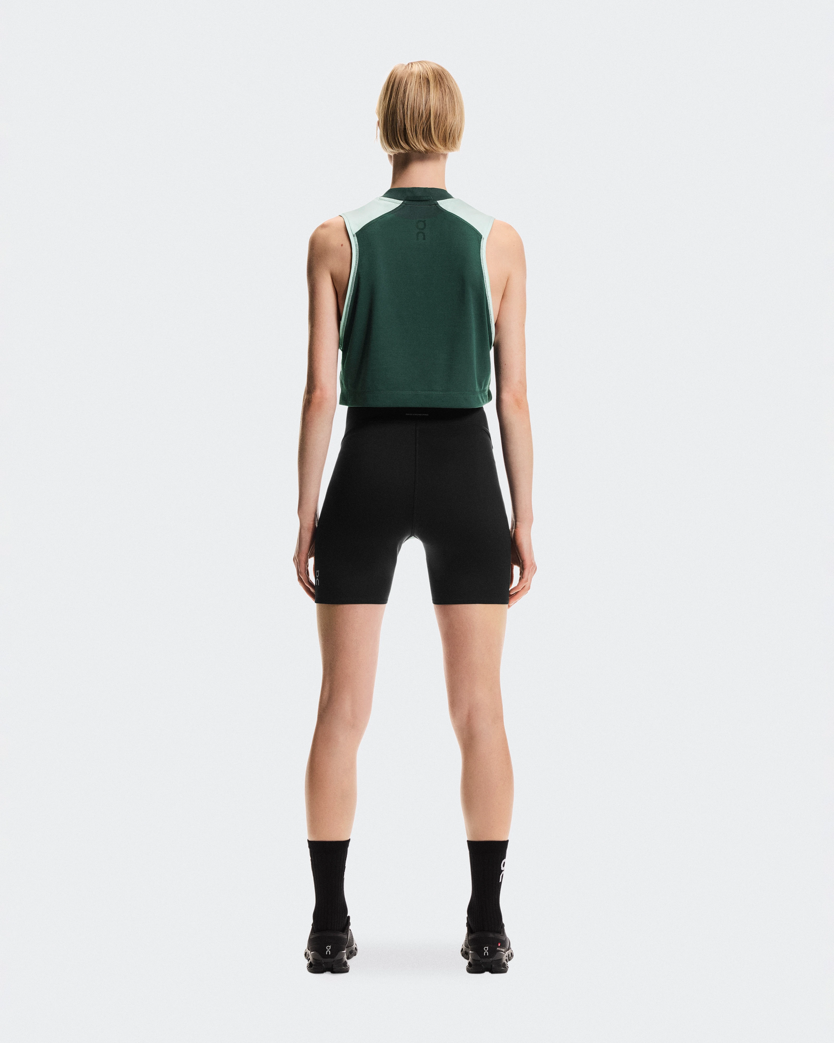 On Train Volt Tank Obsidian Femme Hauts et t-shirts