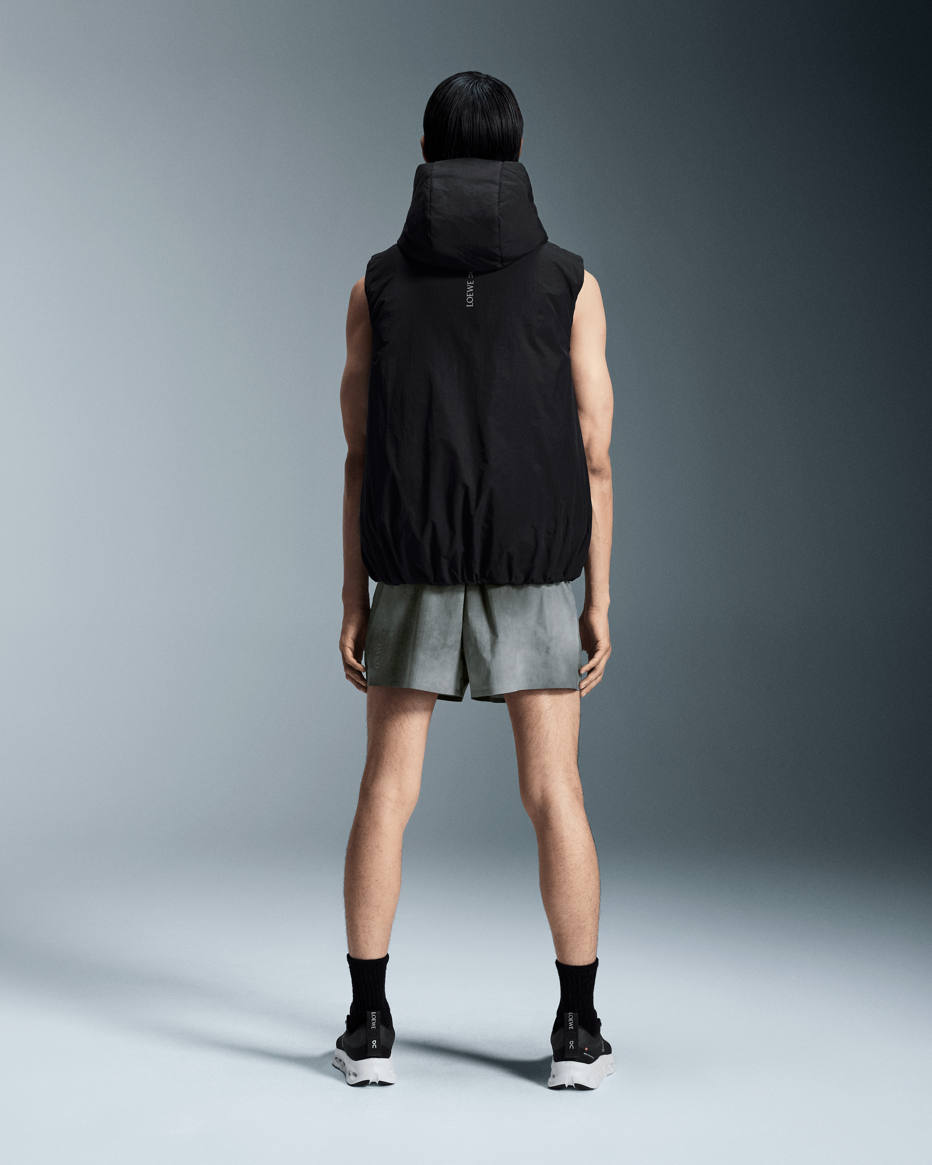 On Puffer Vest LOEWE Black Homme Vestes