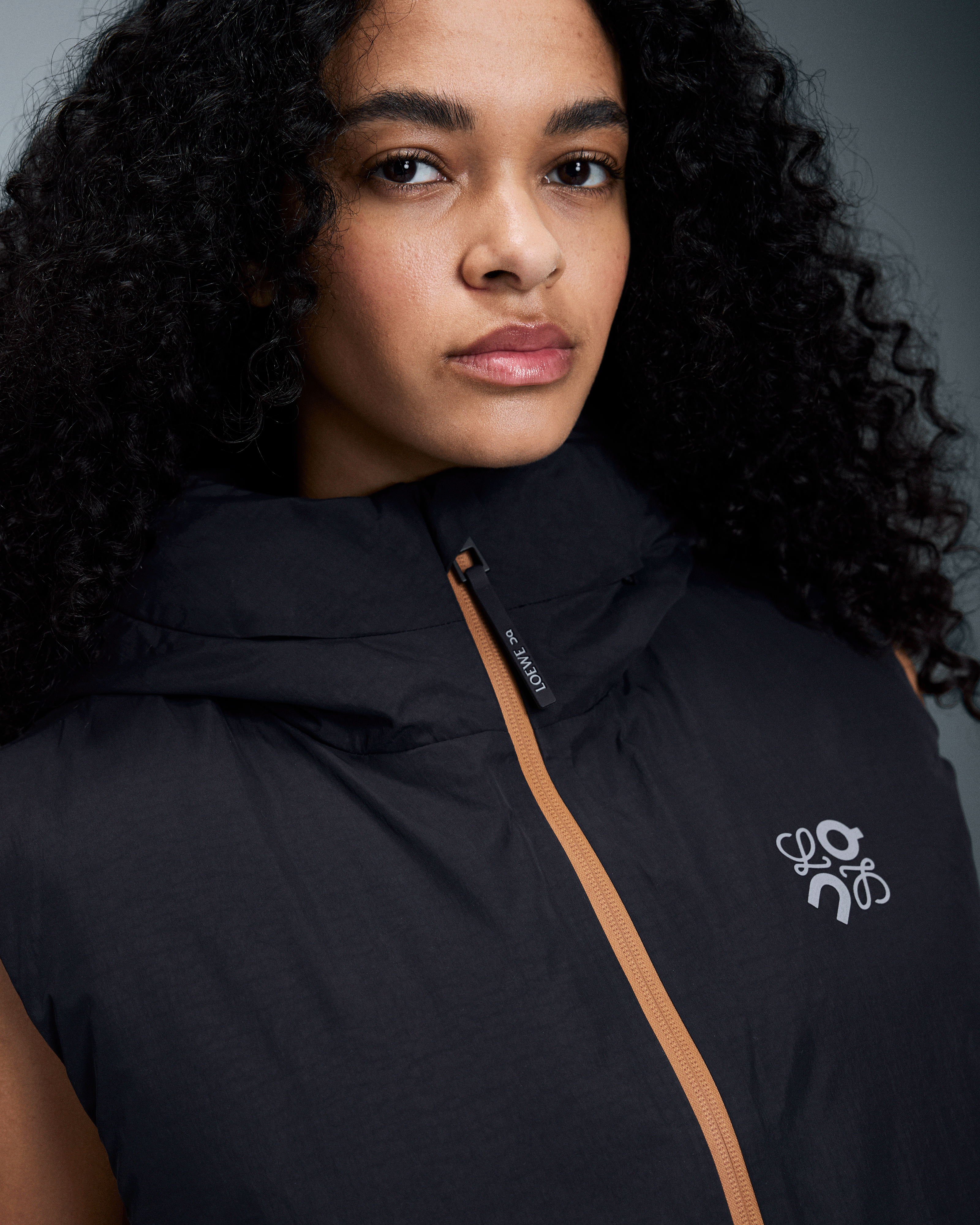 On Puffer Vest LOEWE Black Femme Vestes