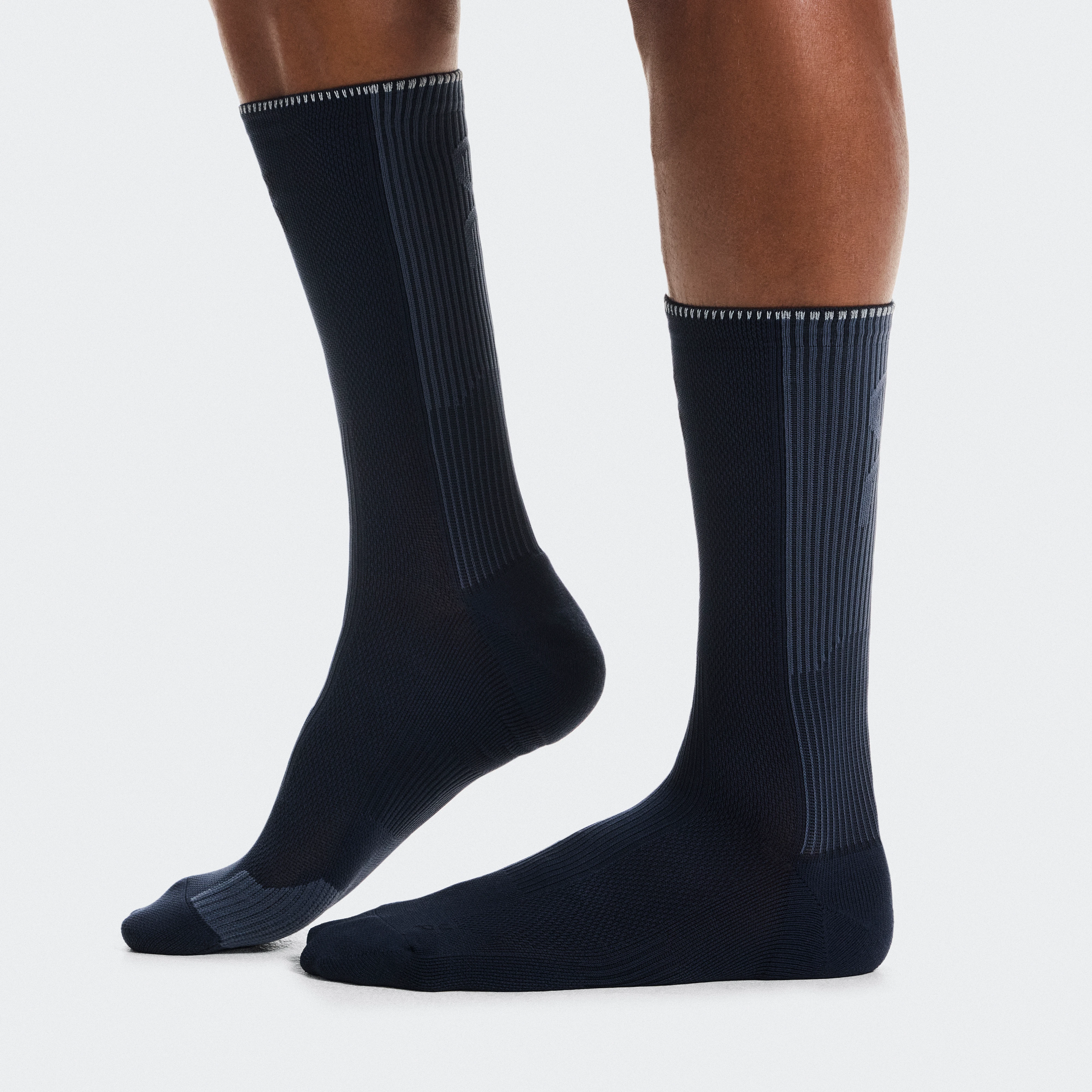On Performance Run Sock High Navy & Navy Unisexe – Running de performance, respirabilité, amorti Chaussettes