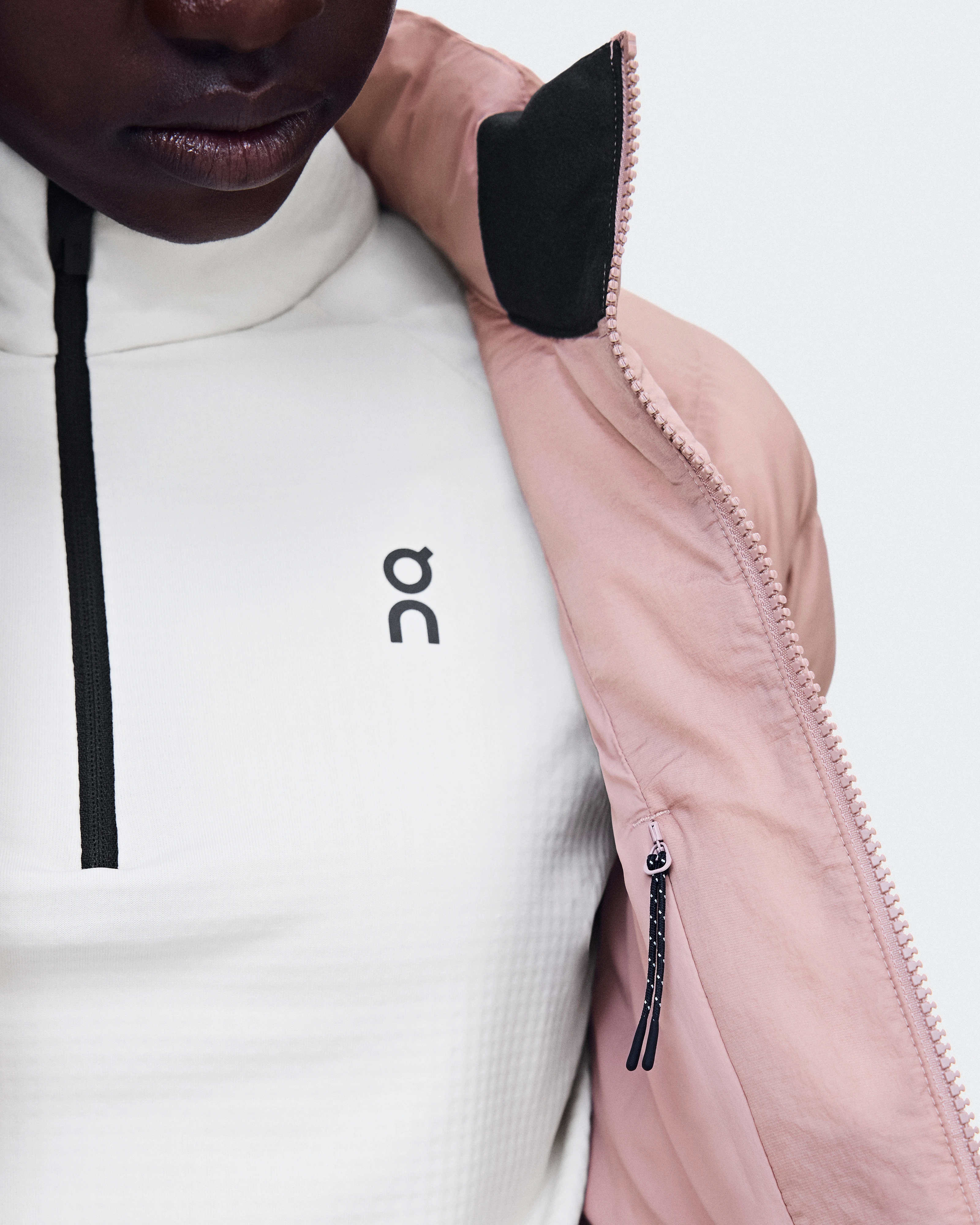 On Ascent Puffer Jacket Biscuit Femme Vestes