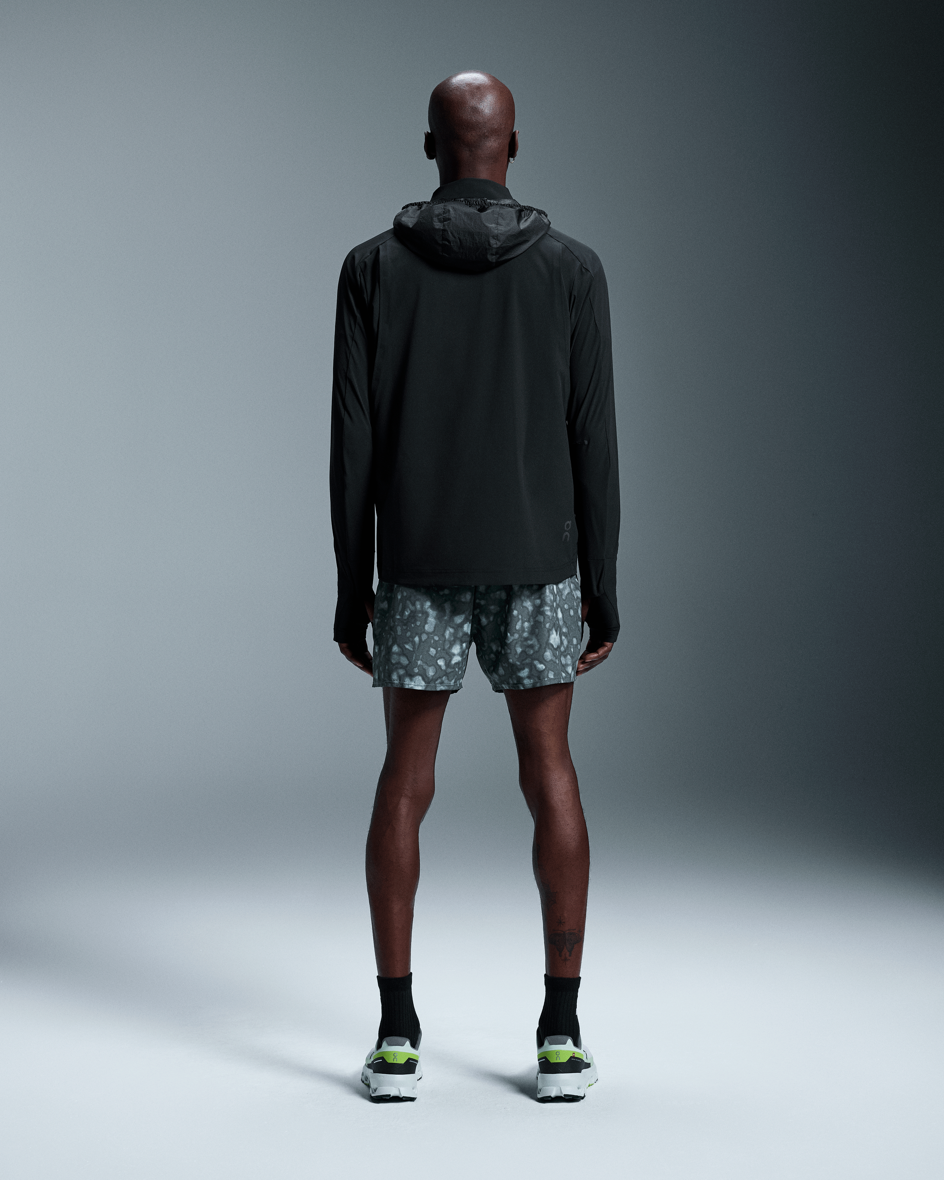 On Trail Breaker Black Homme Hauts et t-shirts