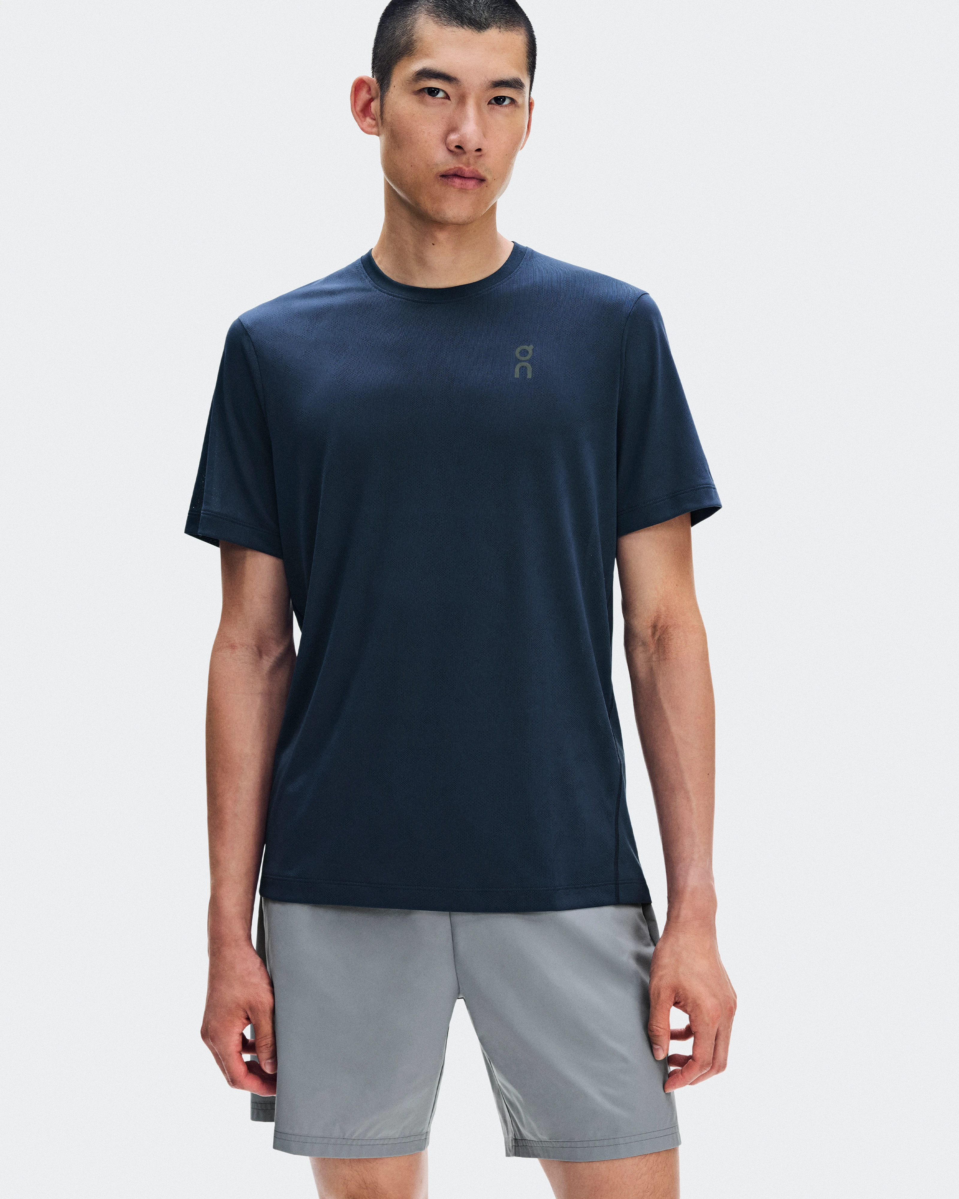 On Core-T Grid Navy Homme Hauts et t-shirts