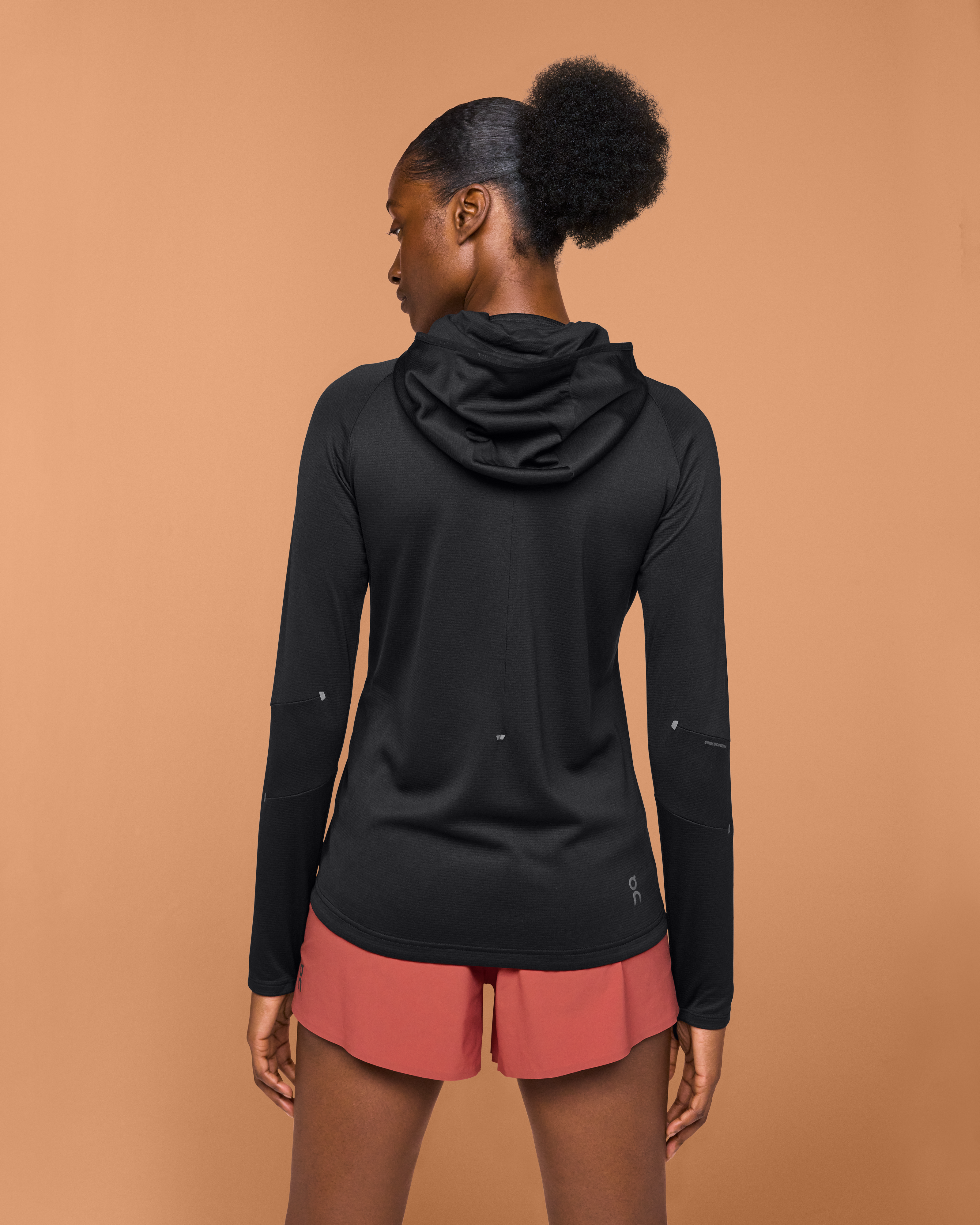 On Climate Zip Hoodie Black Femme Sweats à capuche et sweats