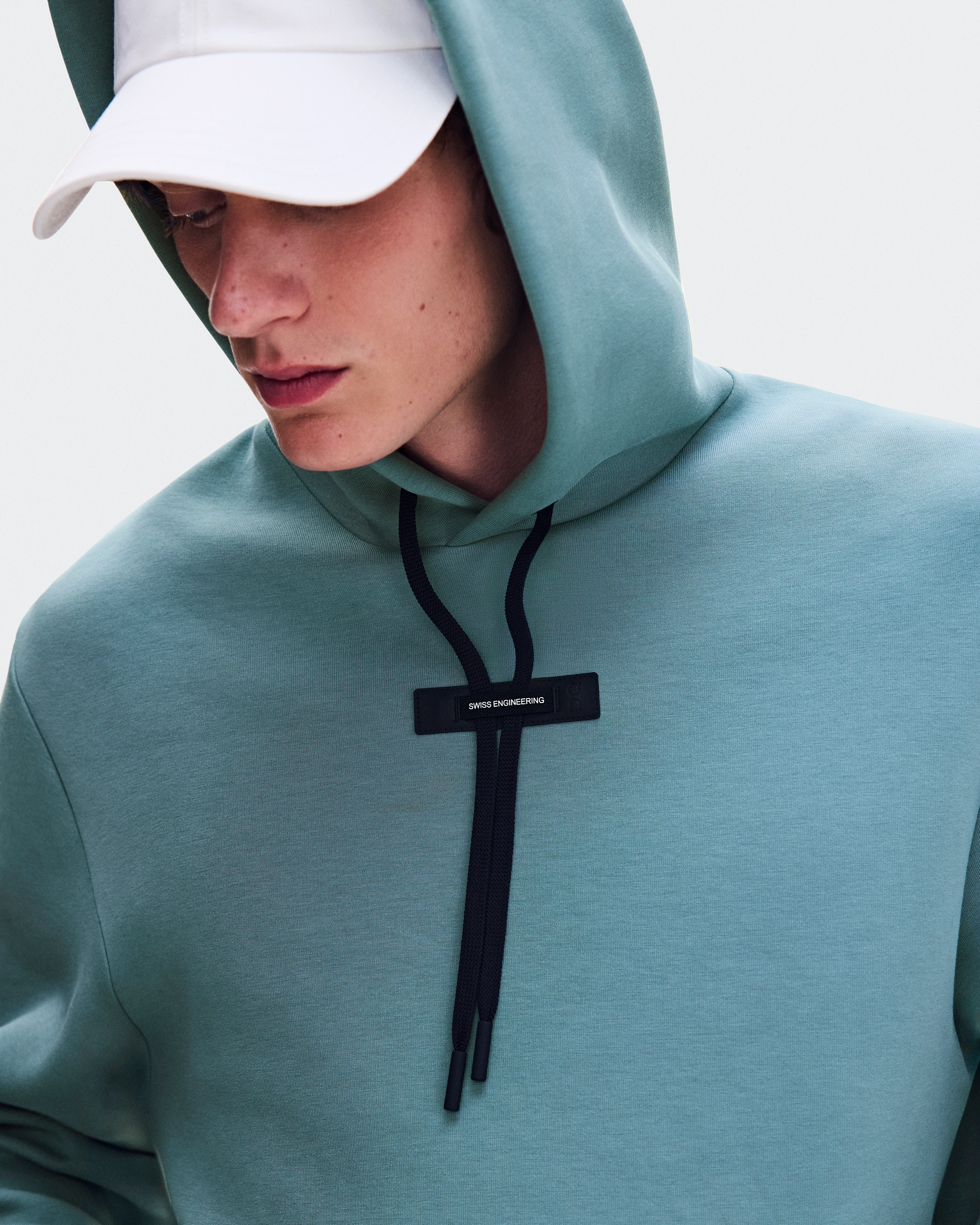 On Focus Tech Hoodie Agave Homme Sweats à capuche et sweats