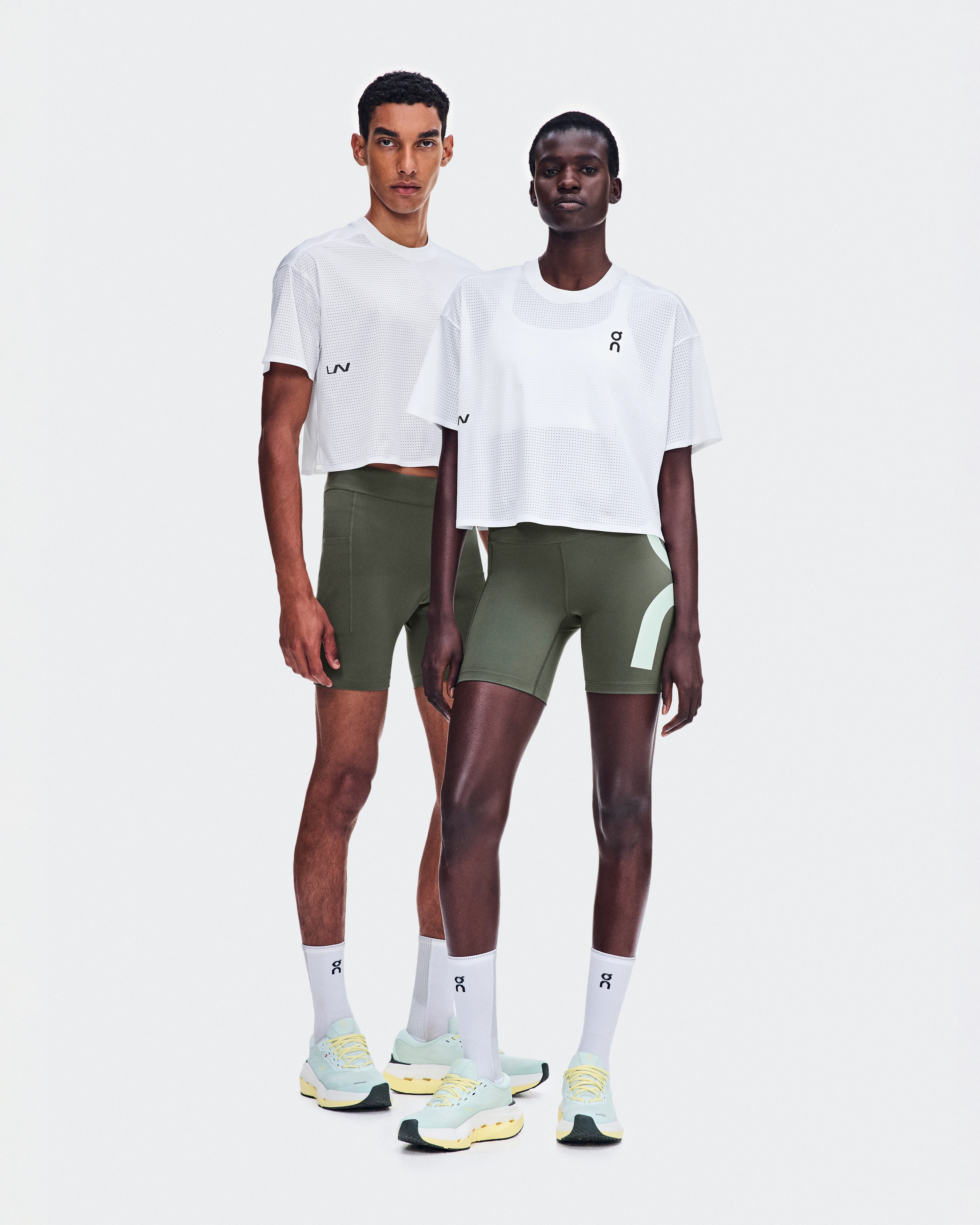 On Cropped Run-T LN1 White Unisexe Hauts et t-shirts