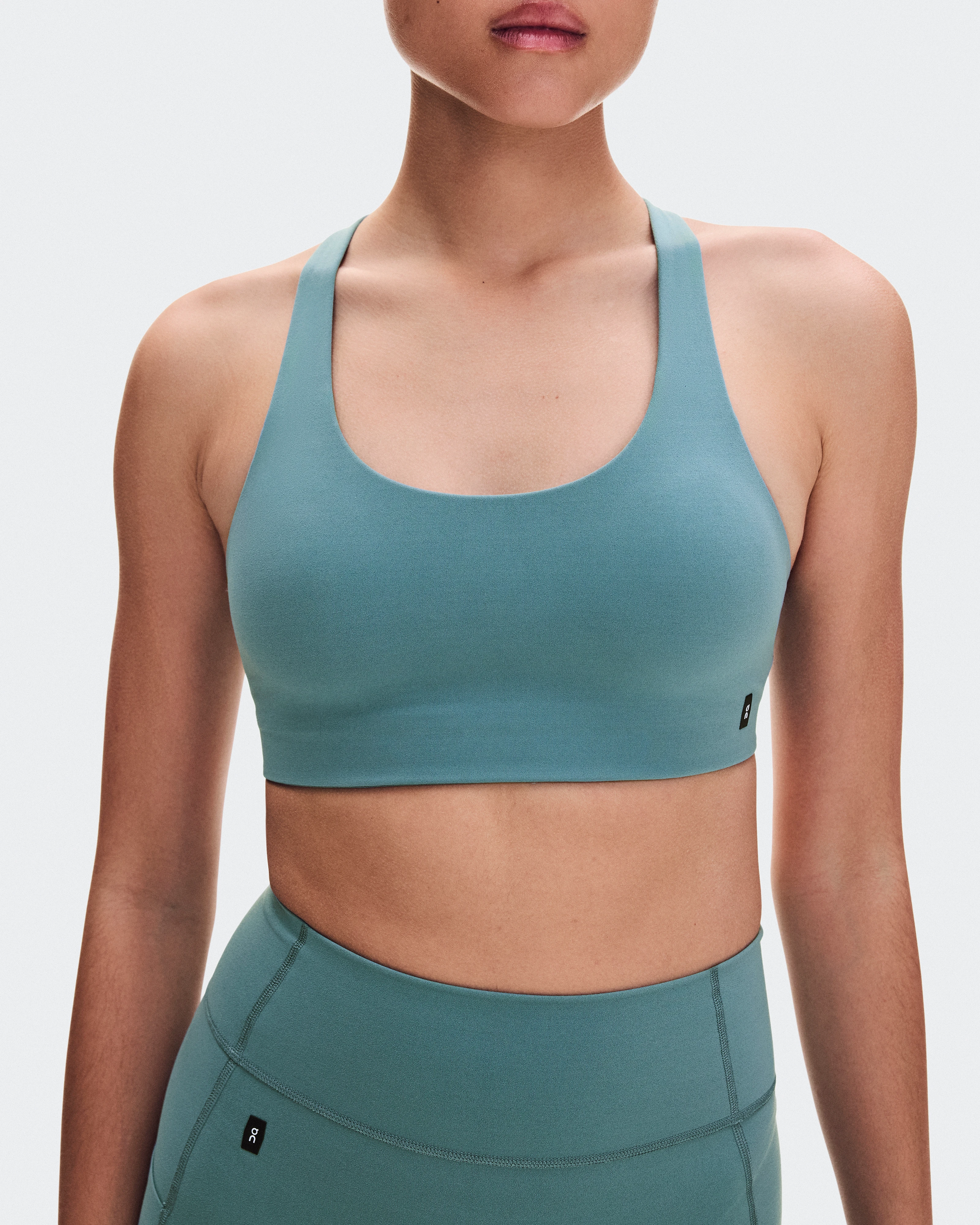 On Studio Racerback Bra Agave Femme Brassières