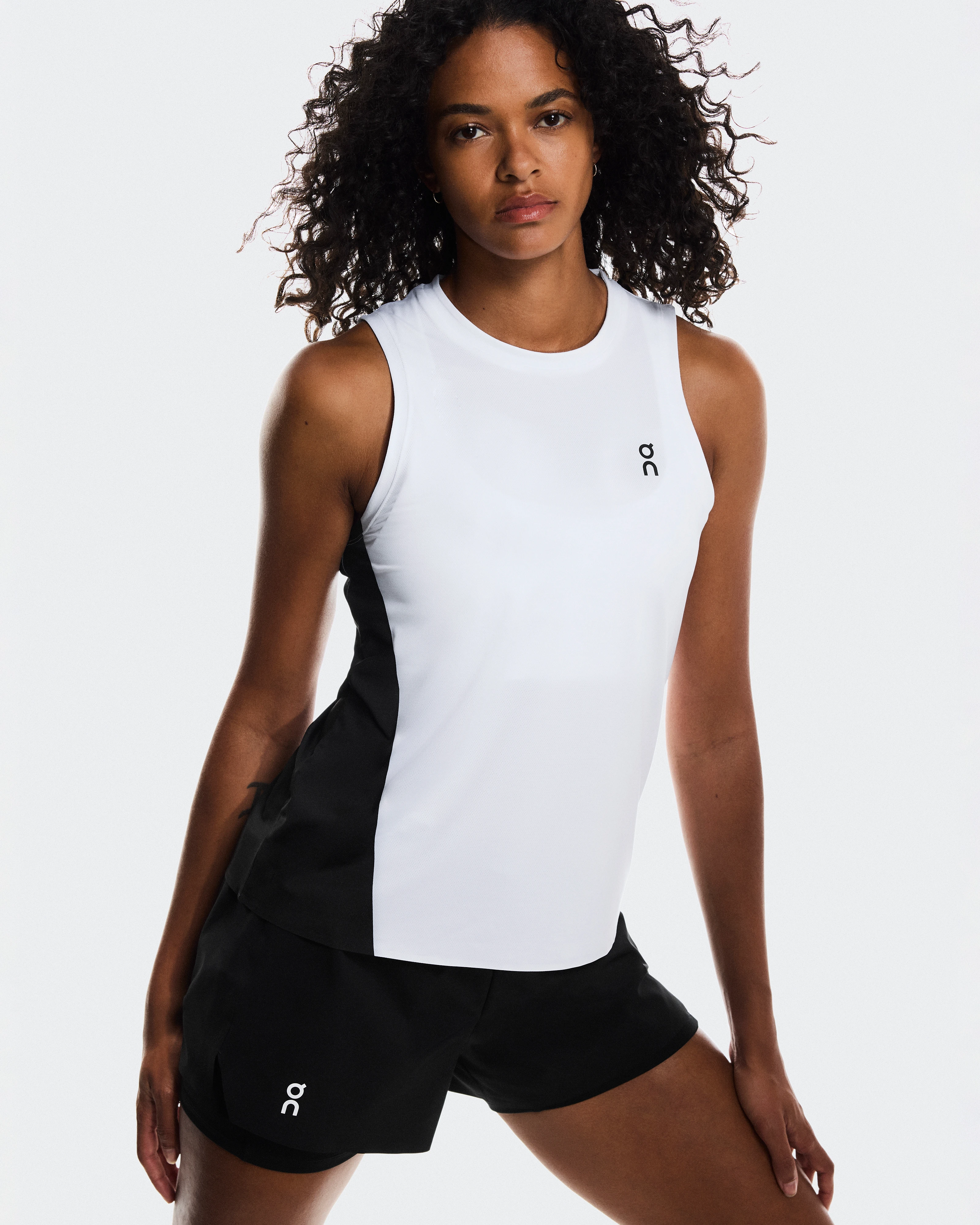On Court Tank White & Black Femme Hauts et t-shirts