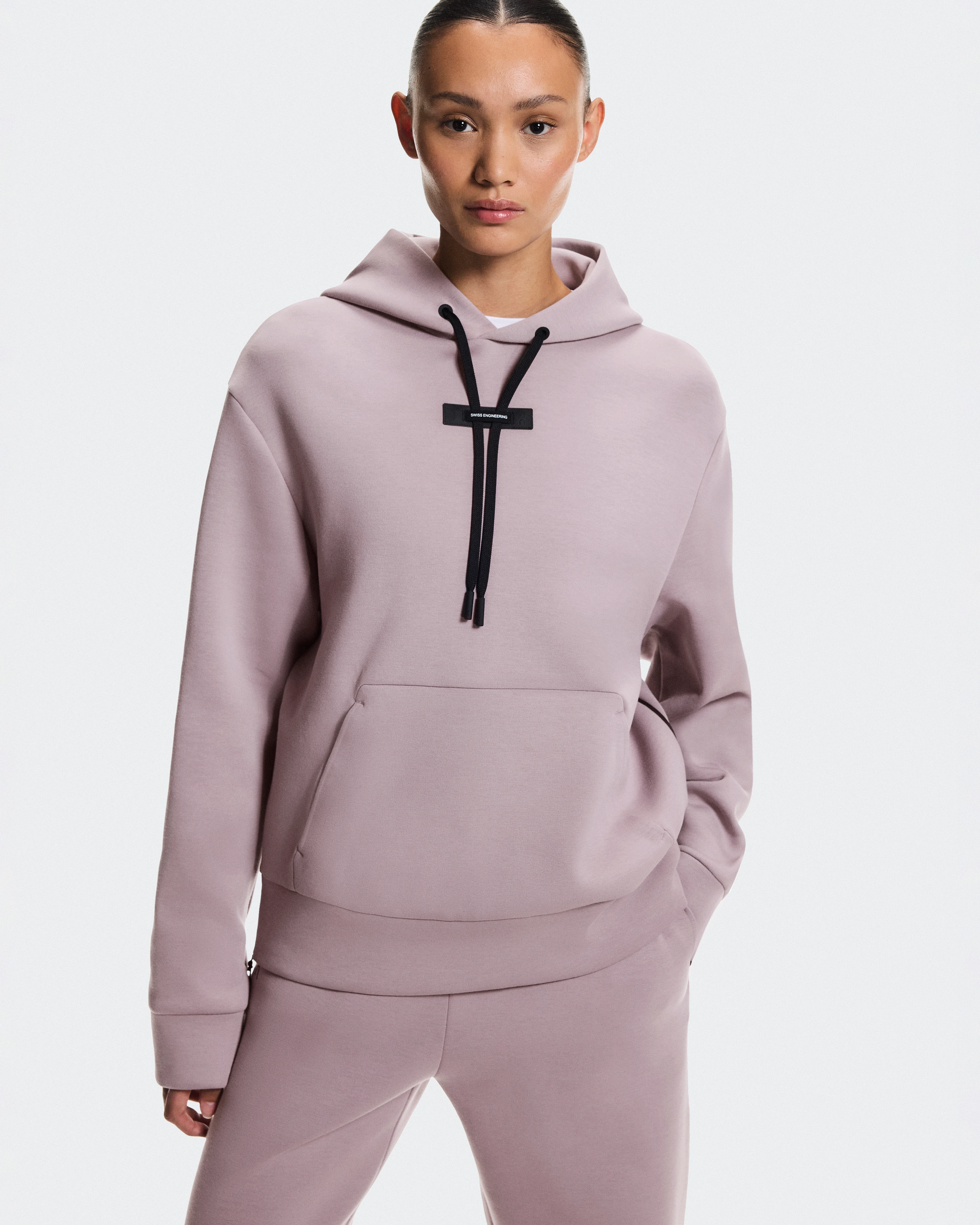 On Focus Tech Hoodie Heron Femme Sweats à capuche et sweats