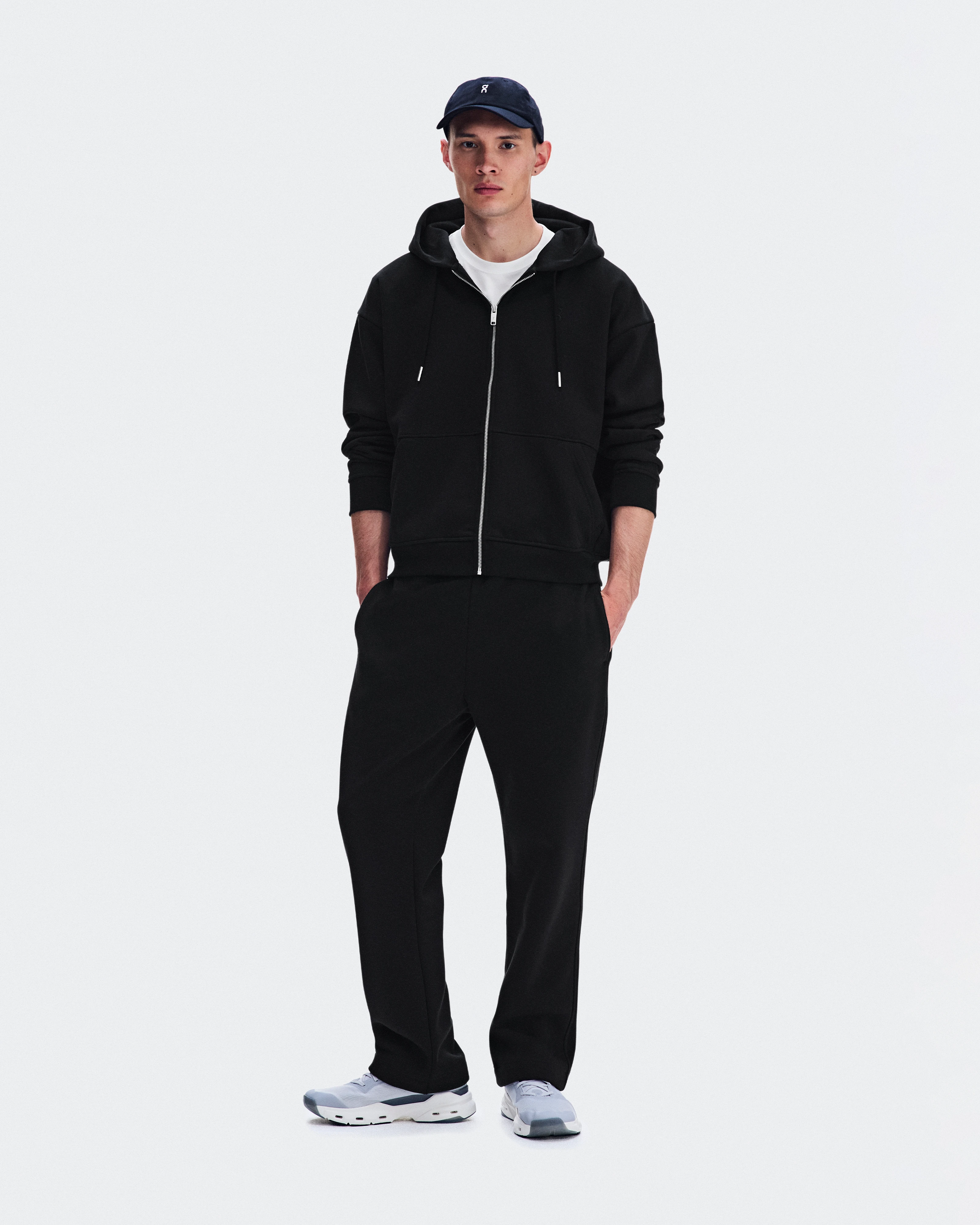 On Club Collective Full Zip Runner Black Homme Sweats à capuche et sweats