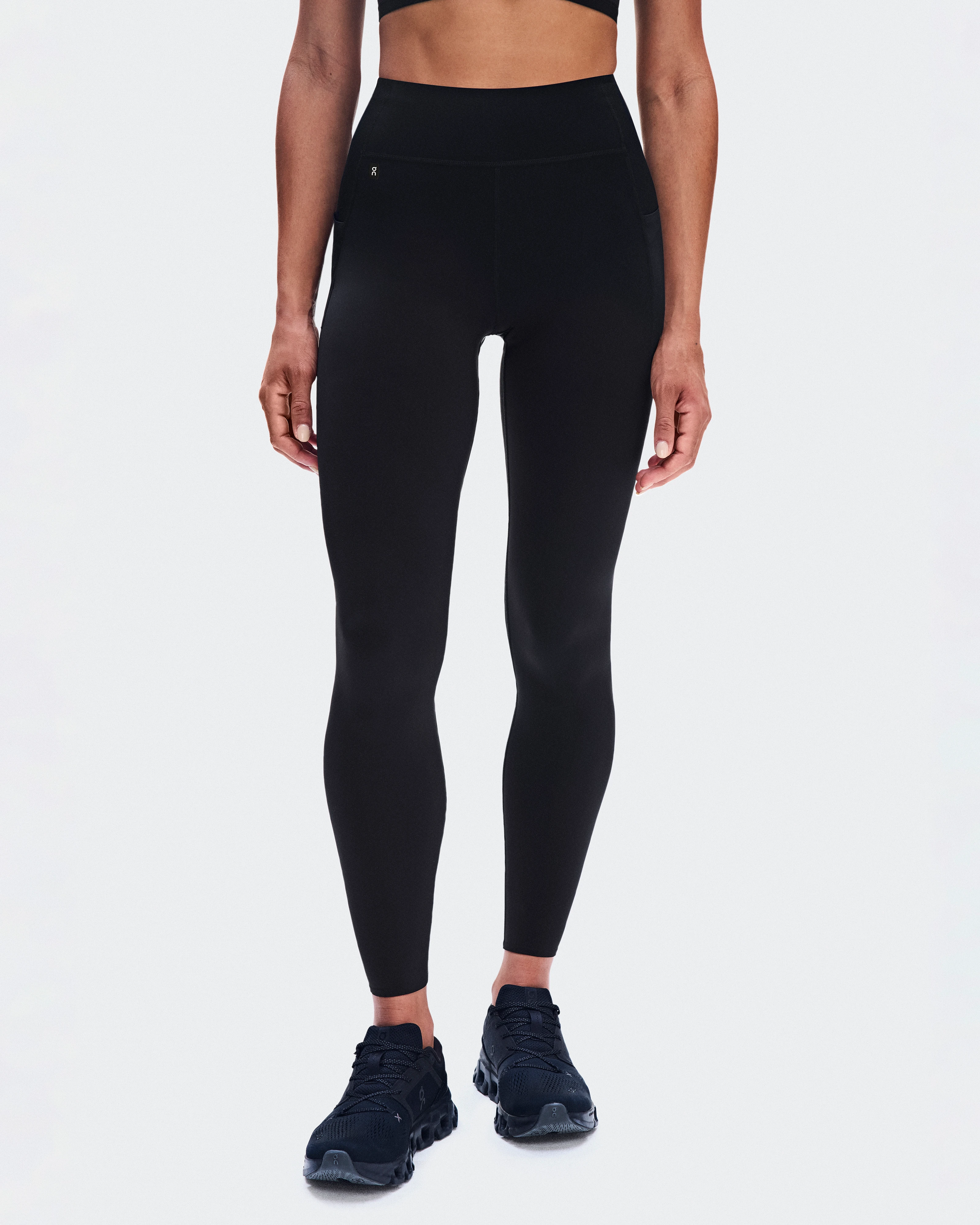 On Train Tights Black Femme Leggings