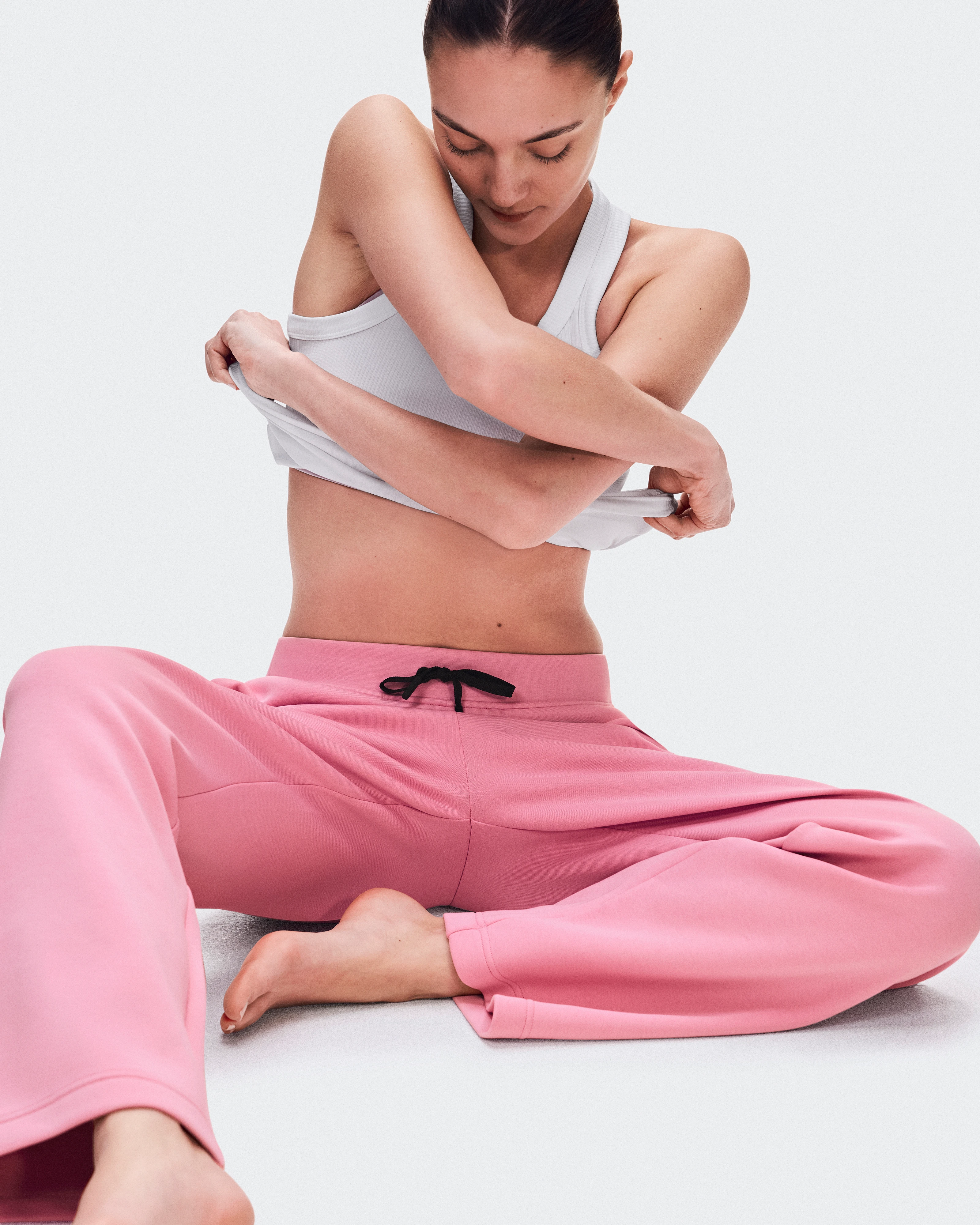 On Focus Tech Sweatpants Magnolia Femme Pantalons