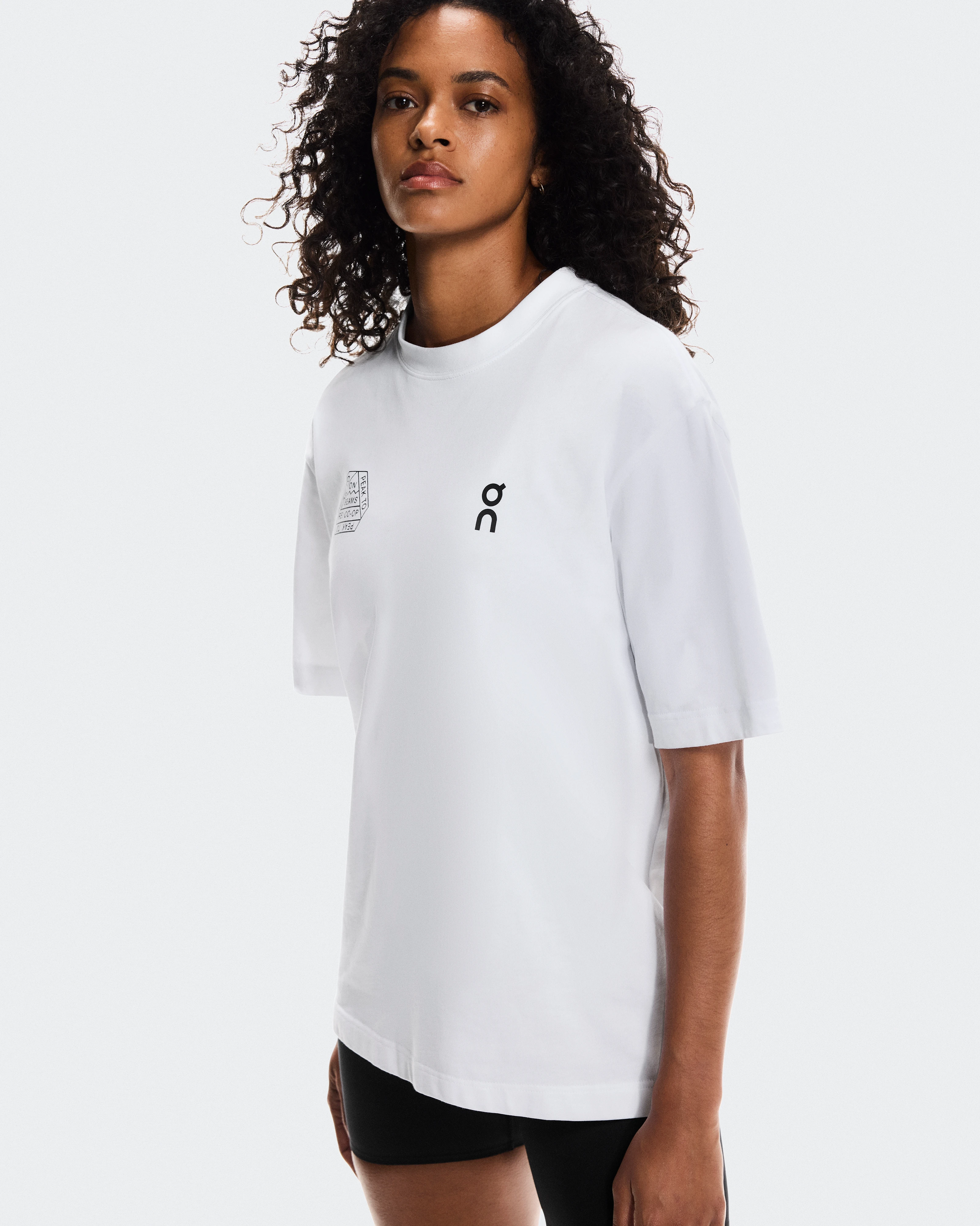 On Studio-T BEAMS REI White Unisexe Hauts et t-shirts