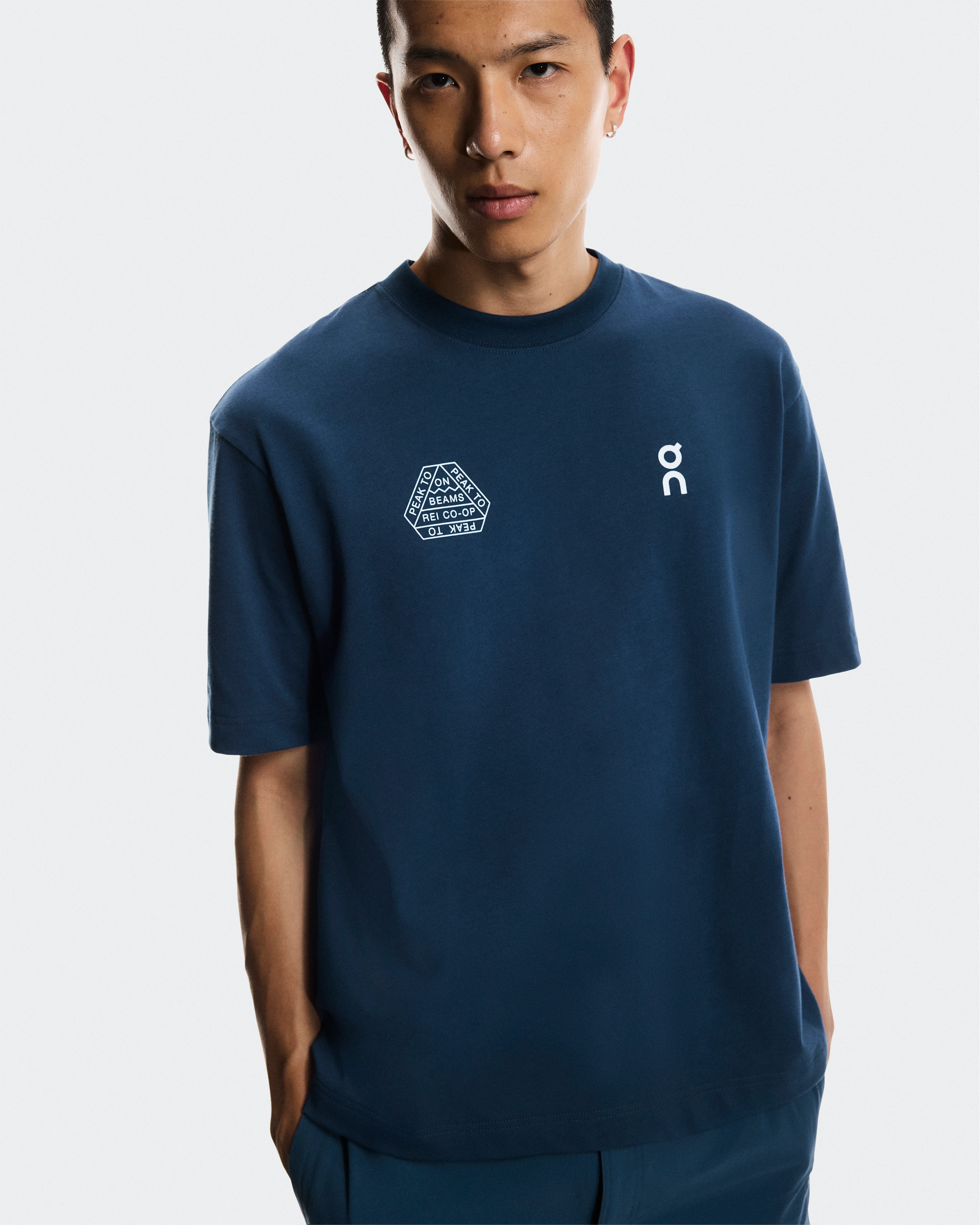 On Studio-T BEAMS REI Pacific Unisexe Hauts et t-shirts