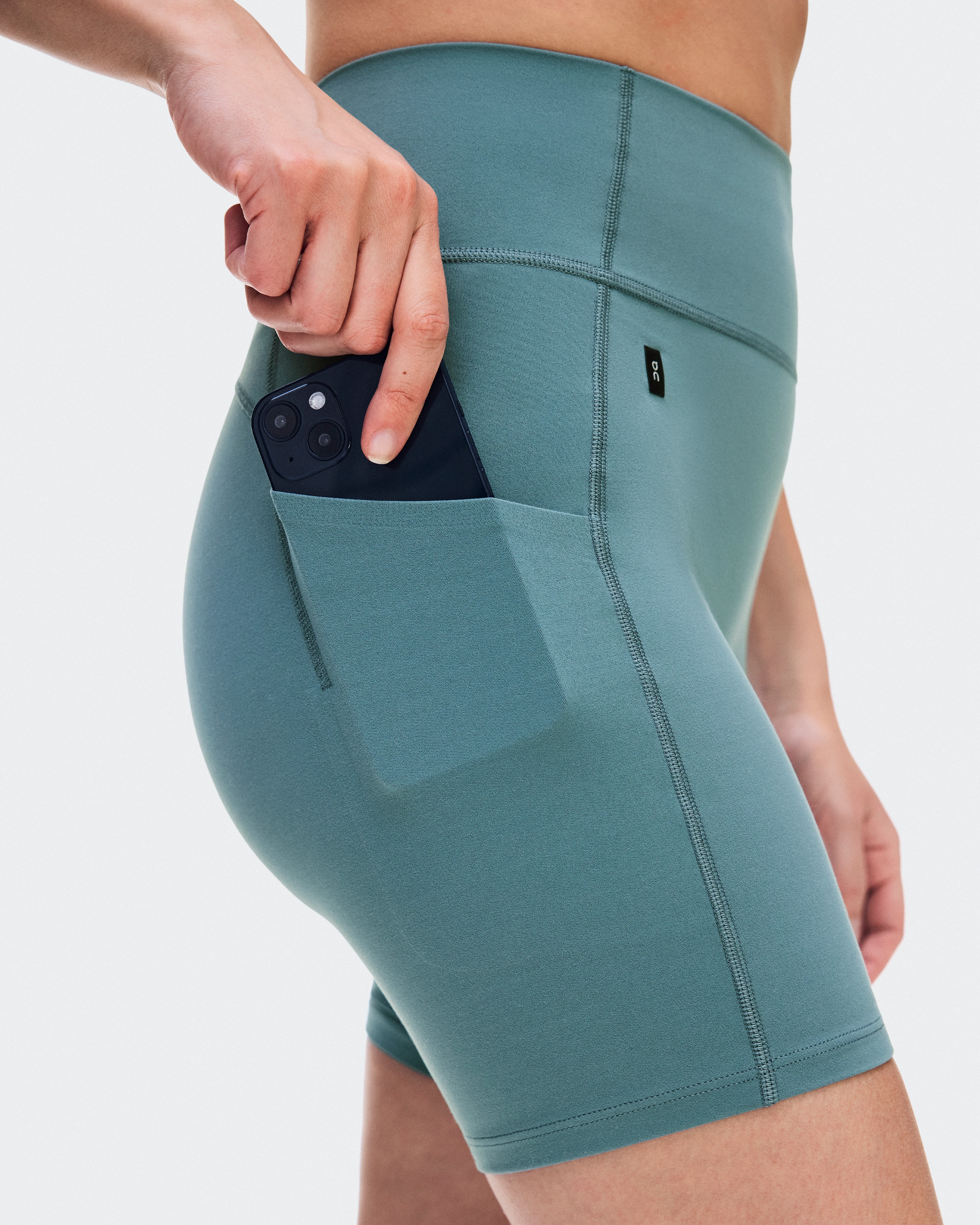 On Studio Leggings Short 6" Agave Femme Leggings