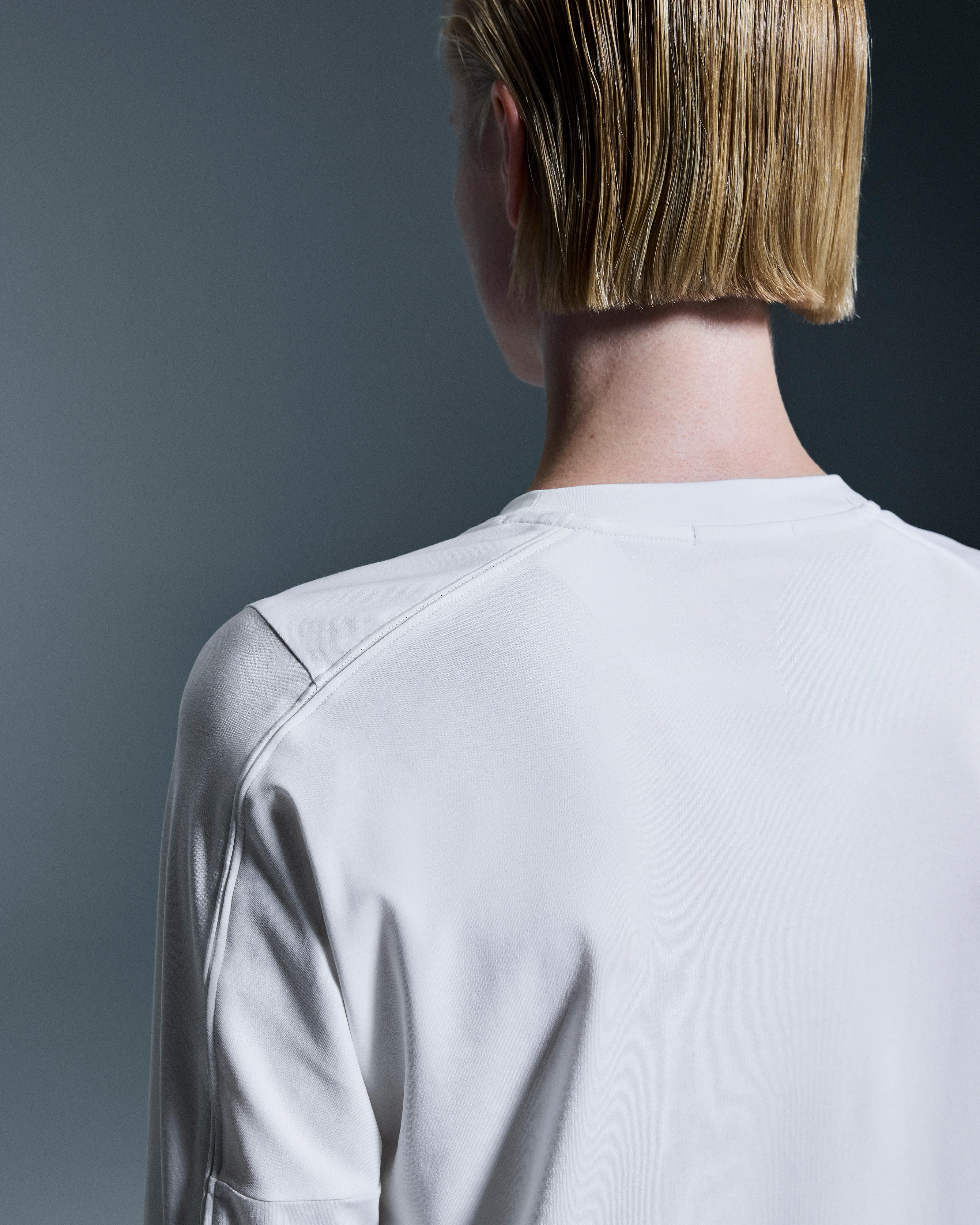 On Focus Long-T White Femme Hauts et t-shirts
