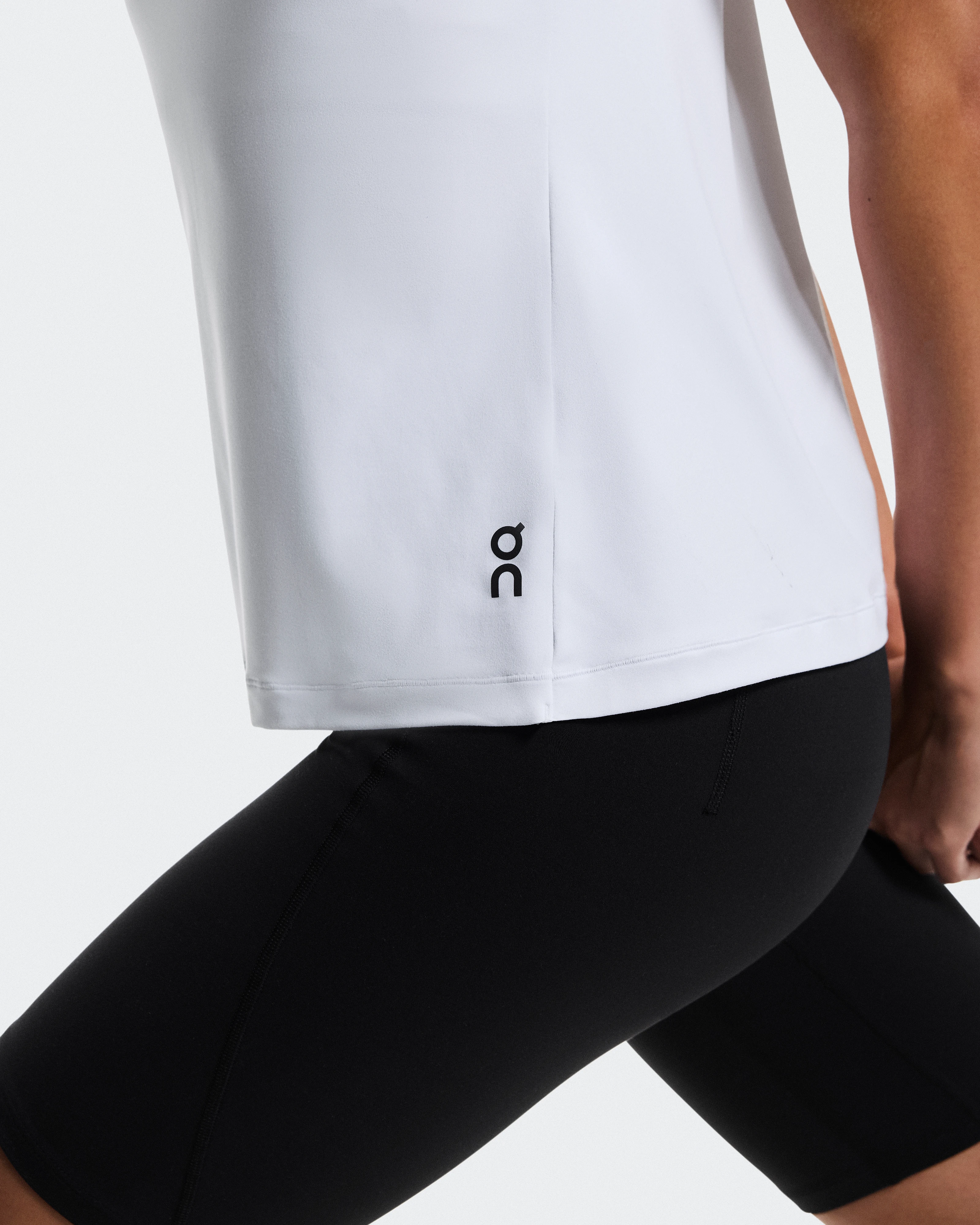 On Studio-T White Femme Hauts et t-shirts