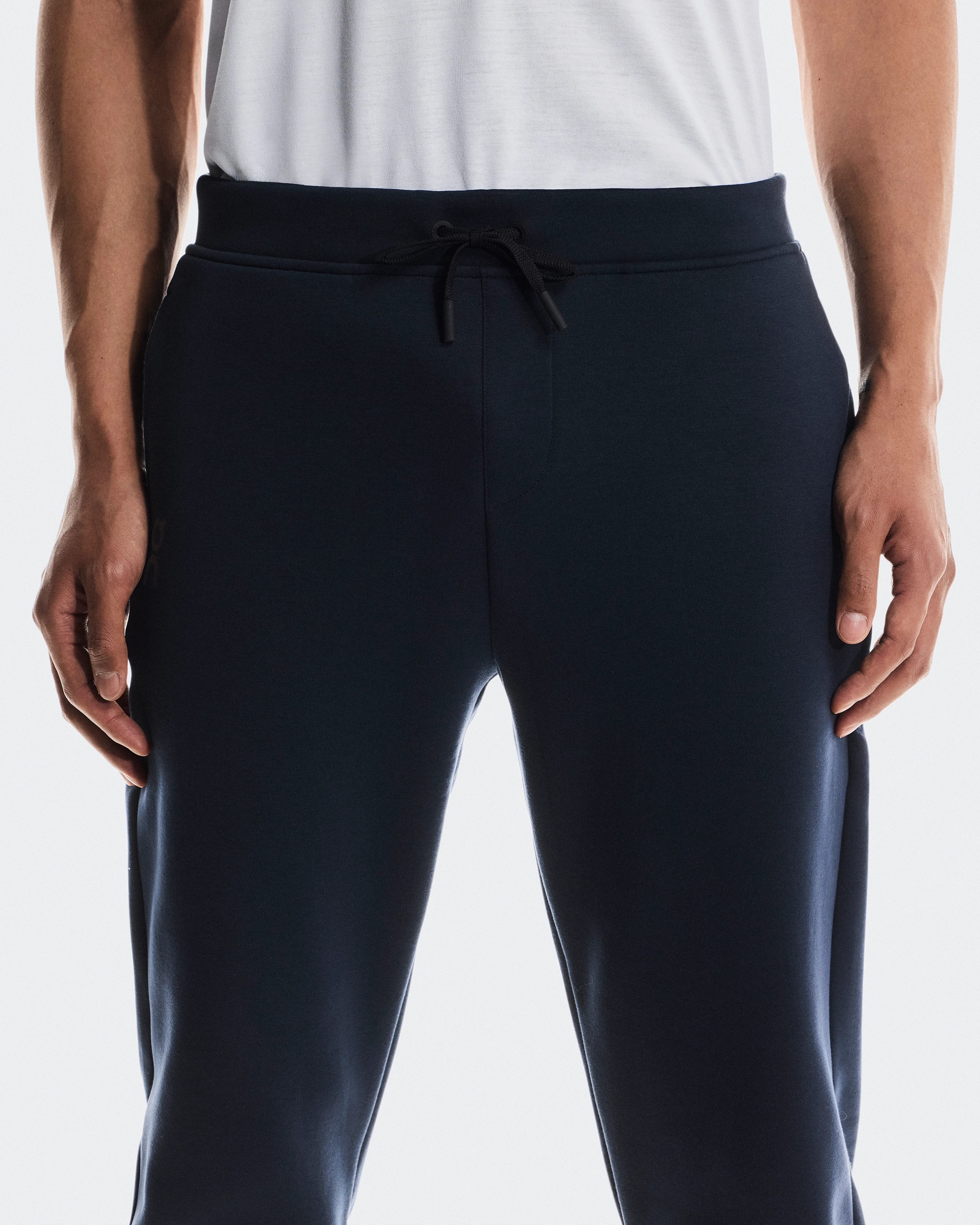 On Focus Tech Sweatpants Navy Homme Pantalons