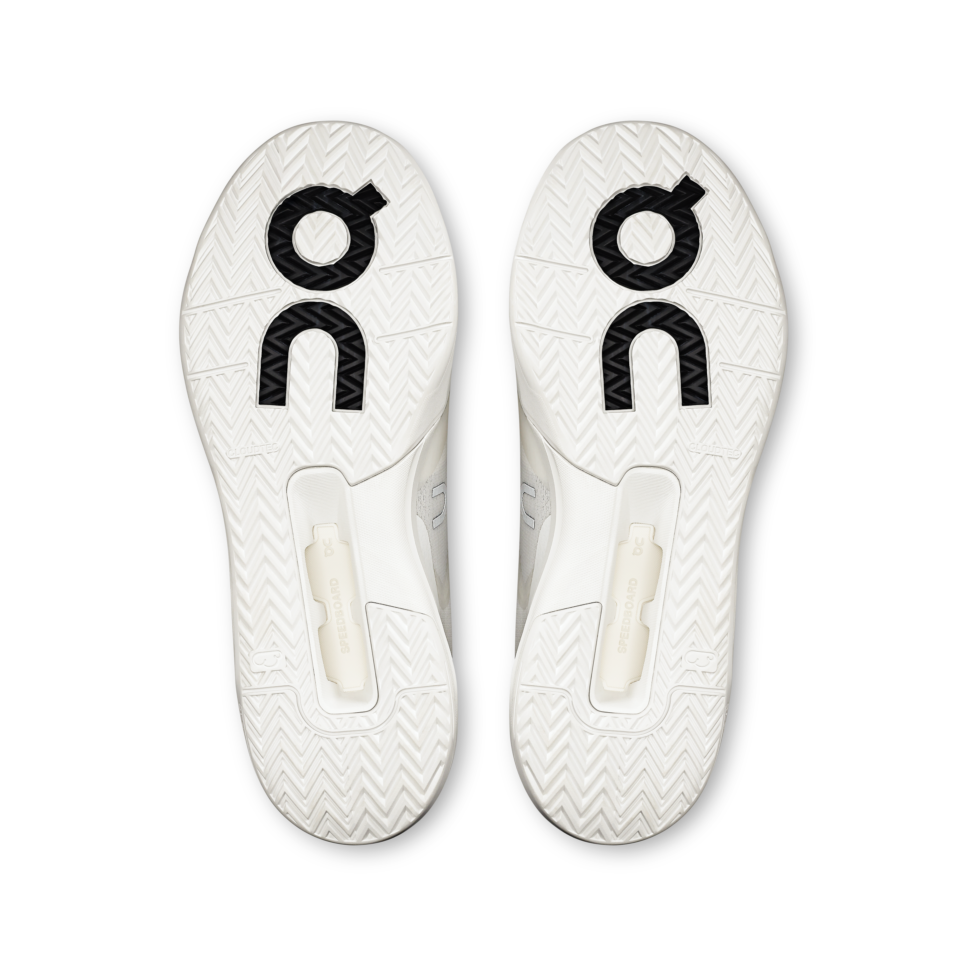 On THE ROGER Advantage Pro White & White Homme Tennis Chaussures