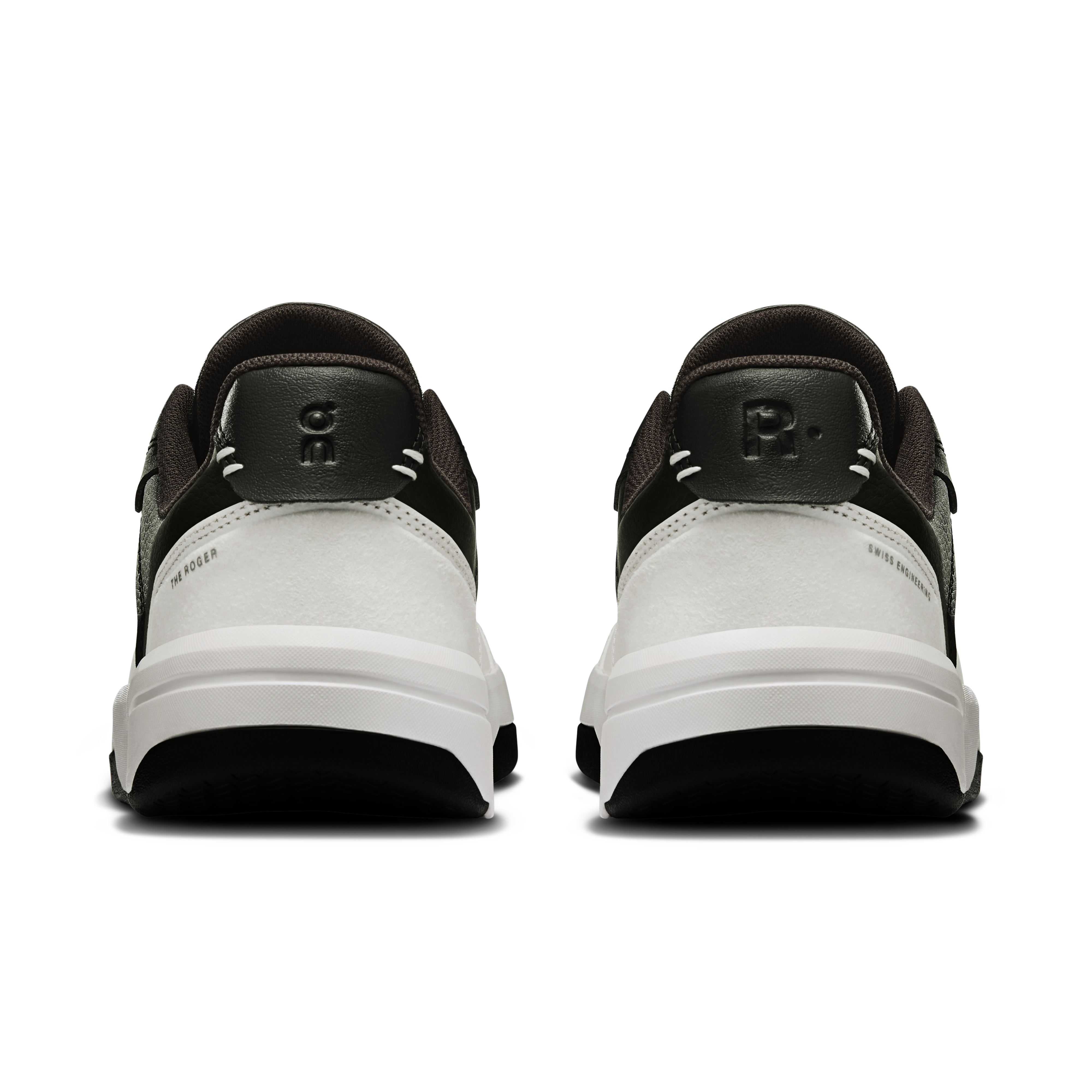 On THE ROGER Clubhouse White & Black Femme Tennis Chaussures