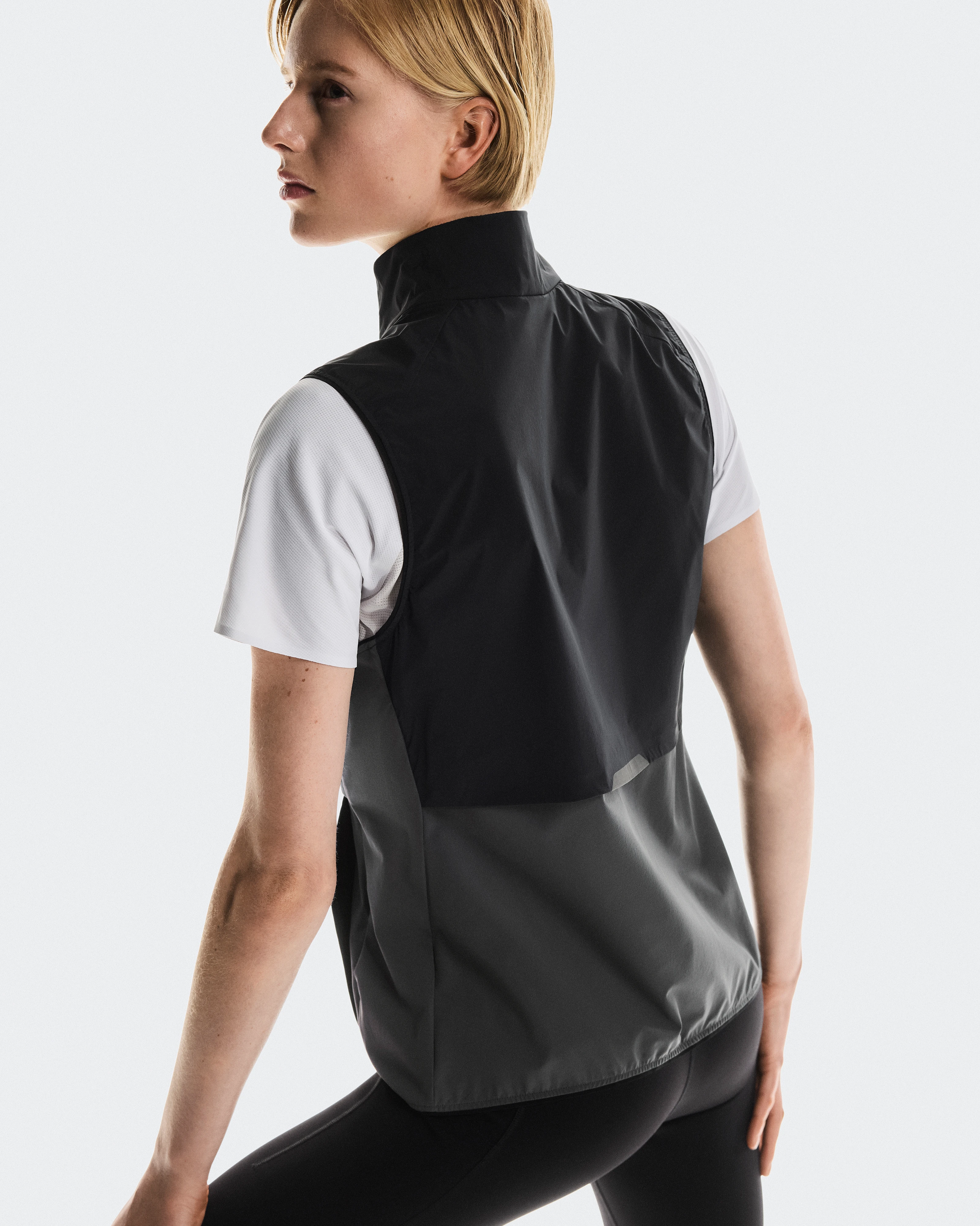 On Weather Vest Black & Eclipse Femme Vestes
