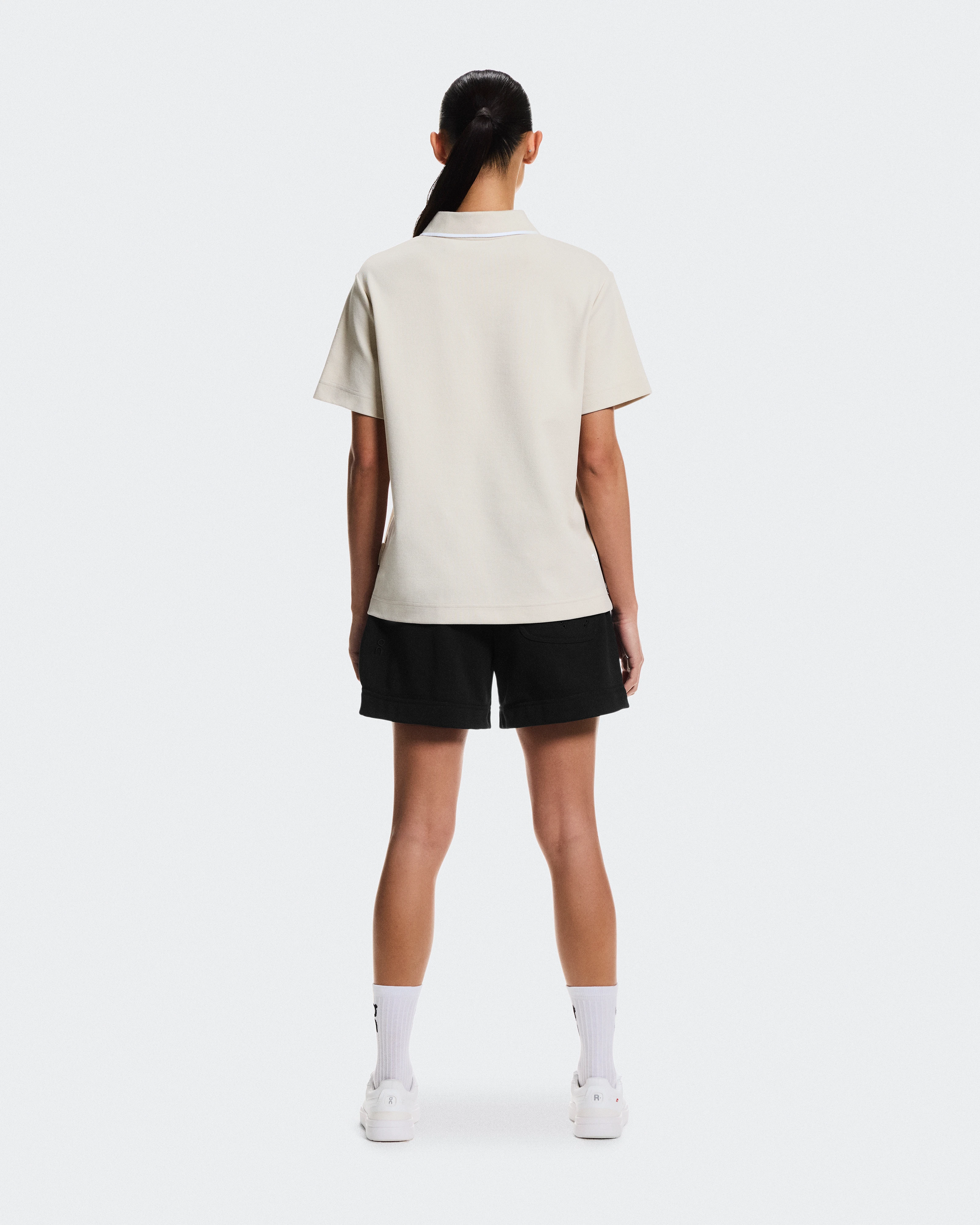 On Courtside Polo Sand & White Femme Hauts et t-shirts