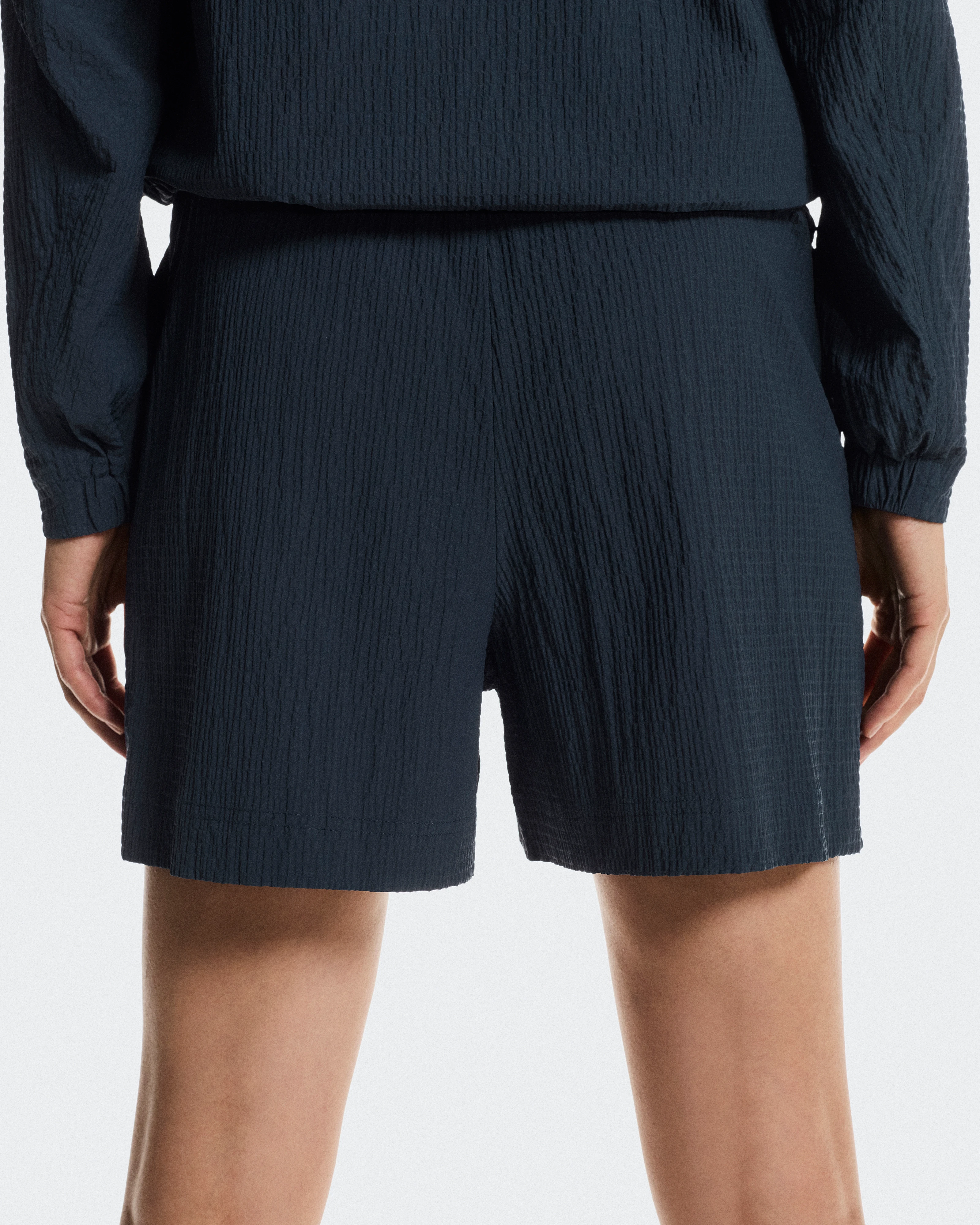 On Courtside Shorts Eaze Midnight Femme Shorts