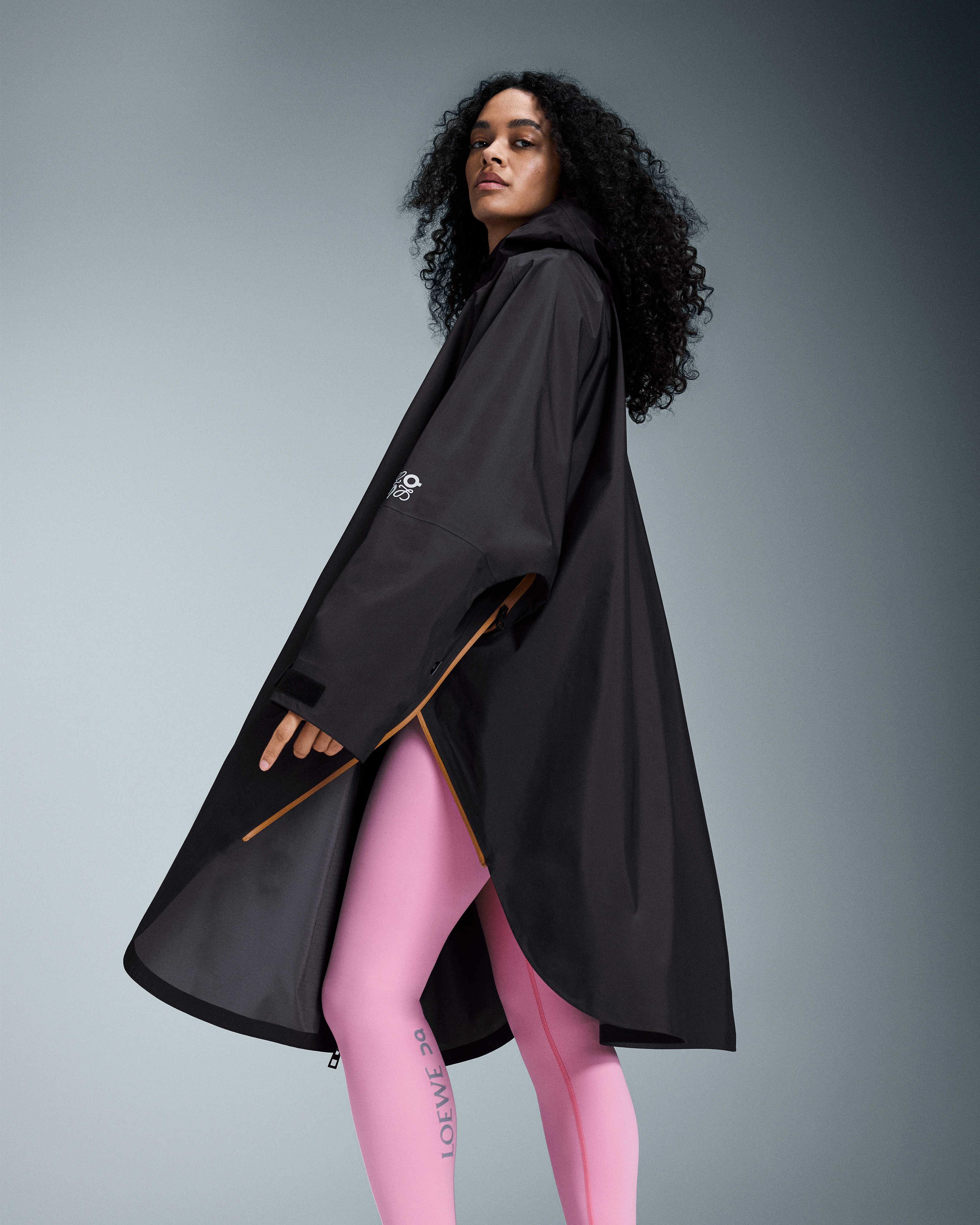 On Cape LOEWE Black Unisexe Vestes