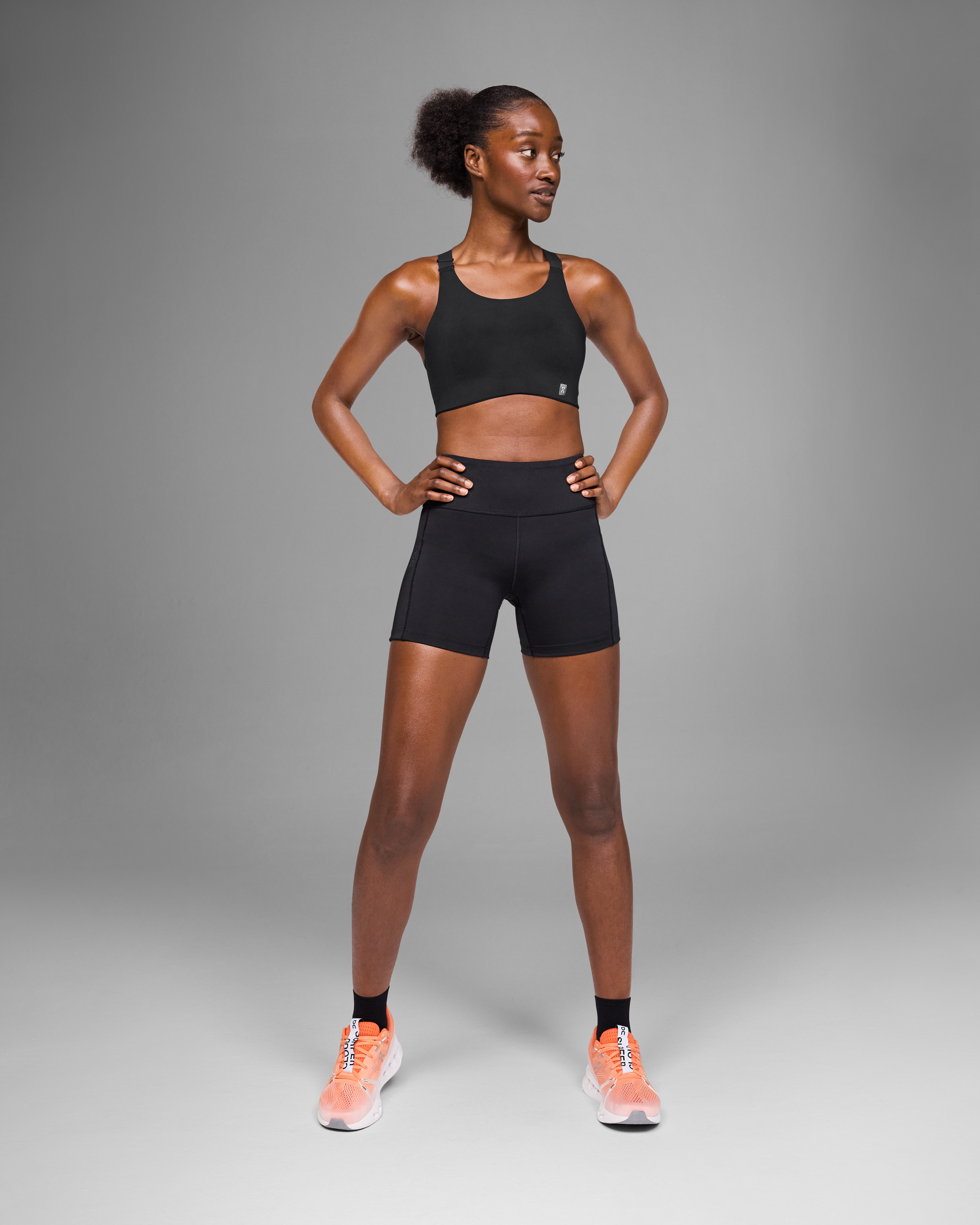 On Endurance Bra Black Femme Brassières