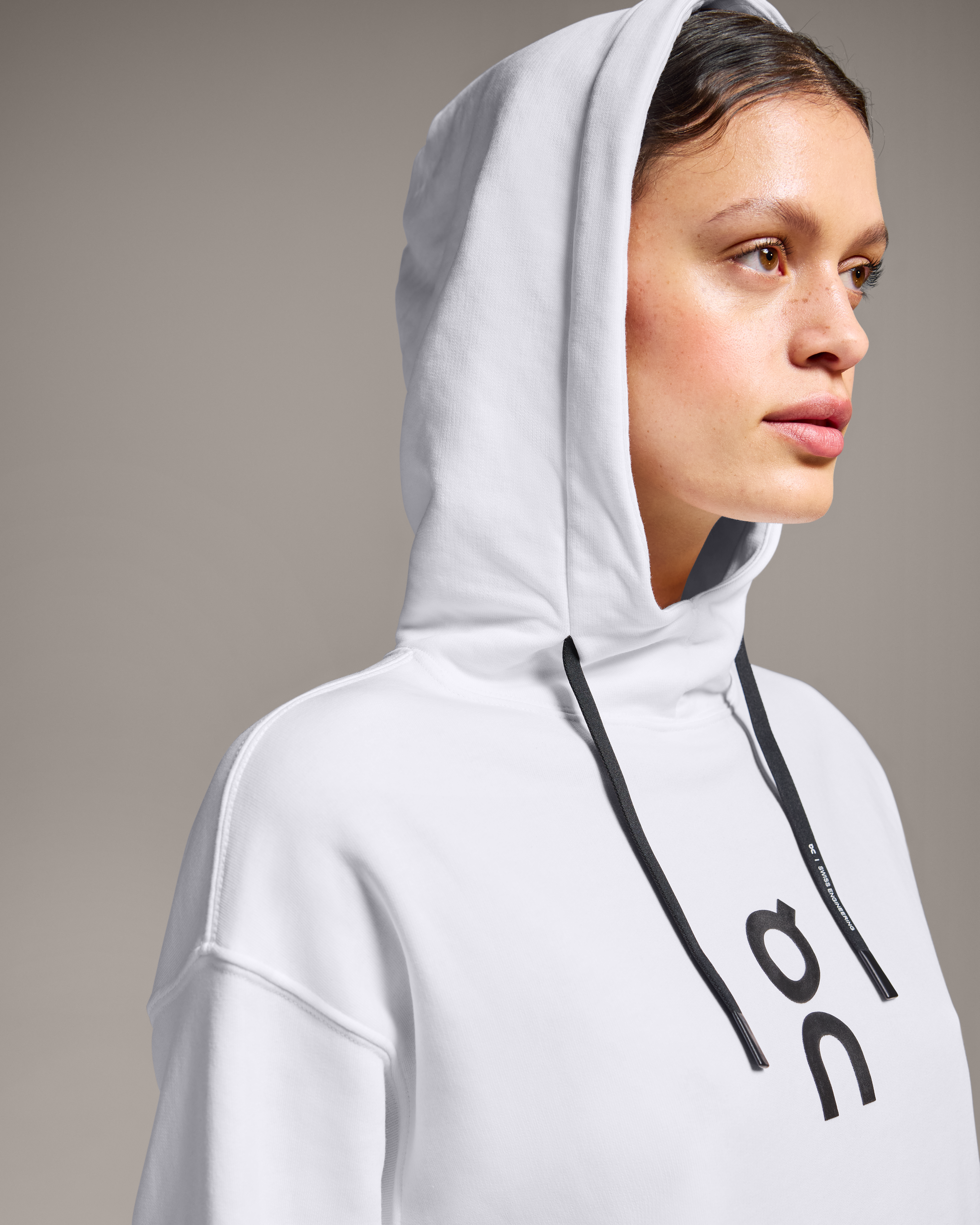 On Club Hoodie White Femme Sweats à capuche et sweats