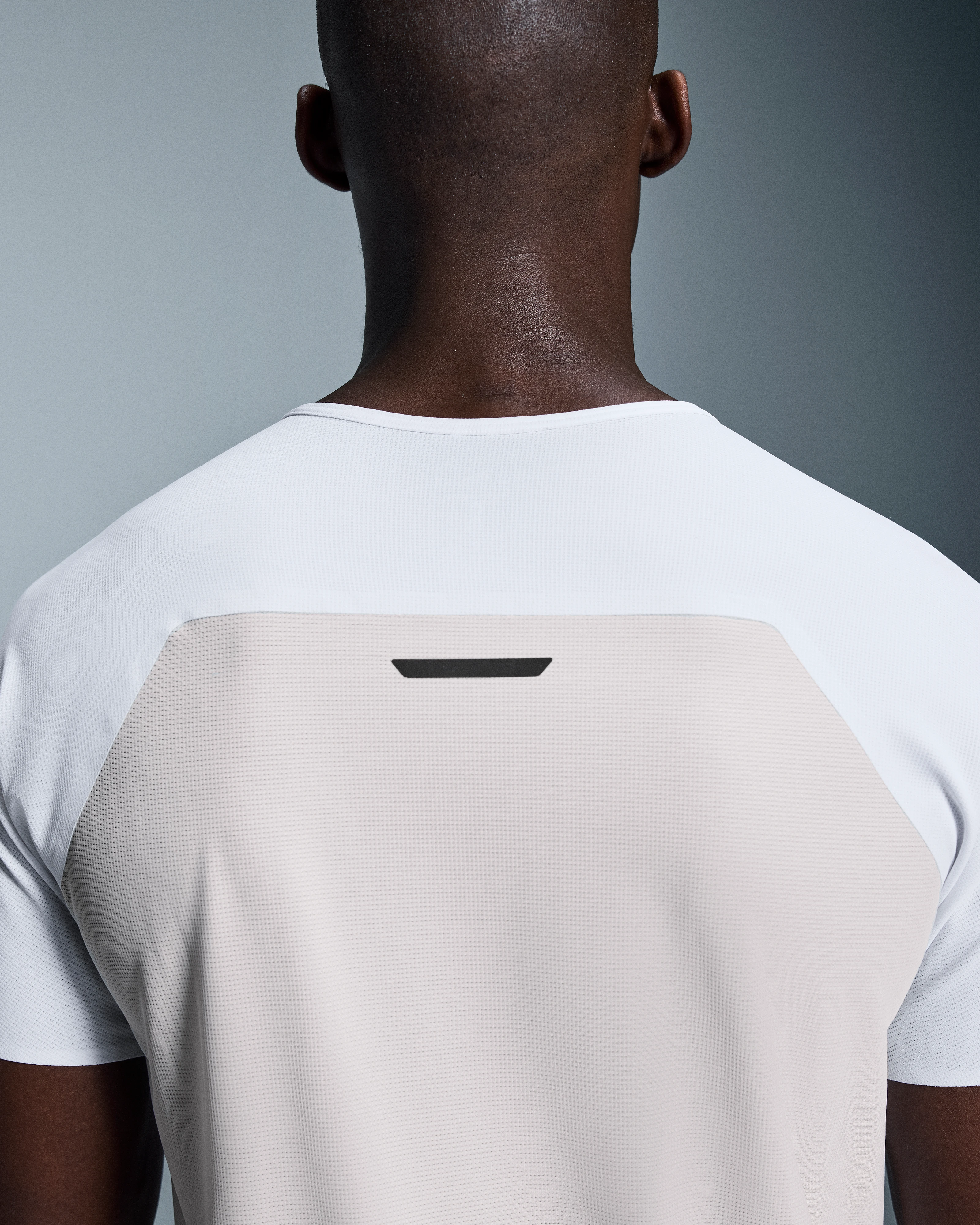 On Performance-T White & Silver Homme Hauts et t-shirts