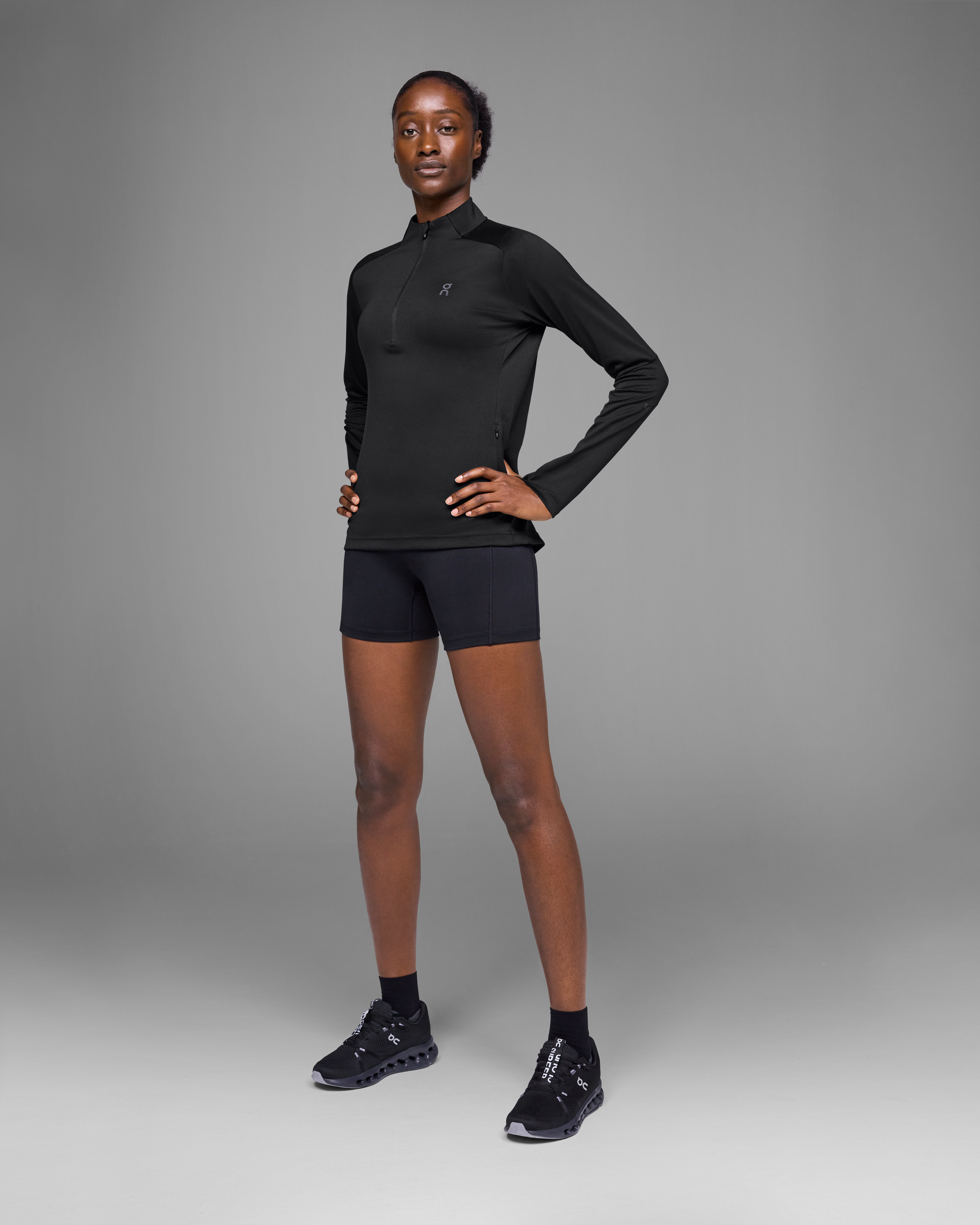 On Climate Shirt Black Femme Sweats à capuche et sweats