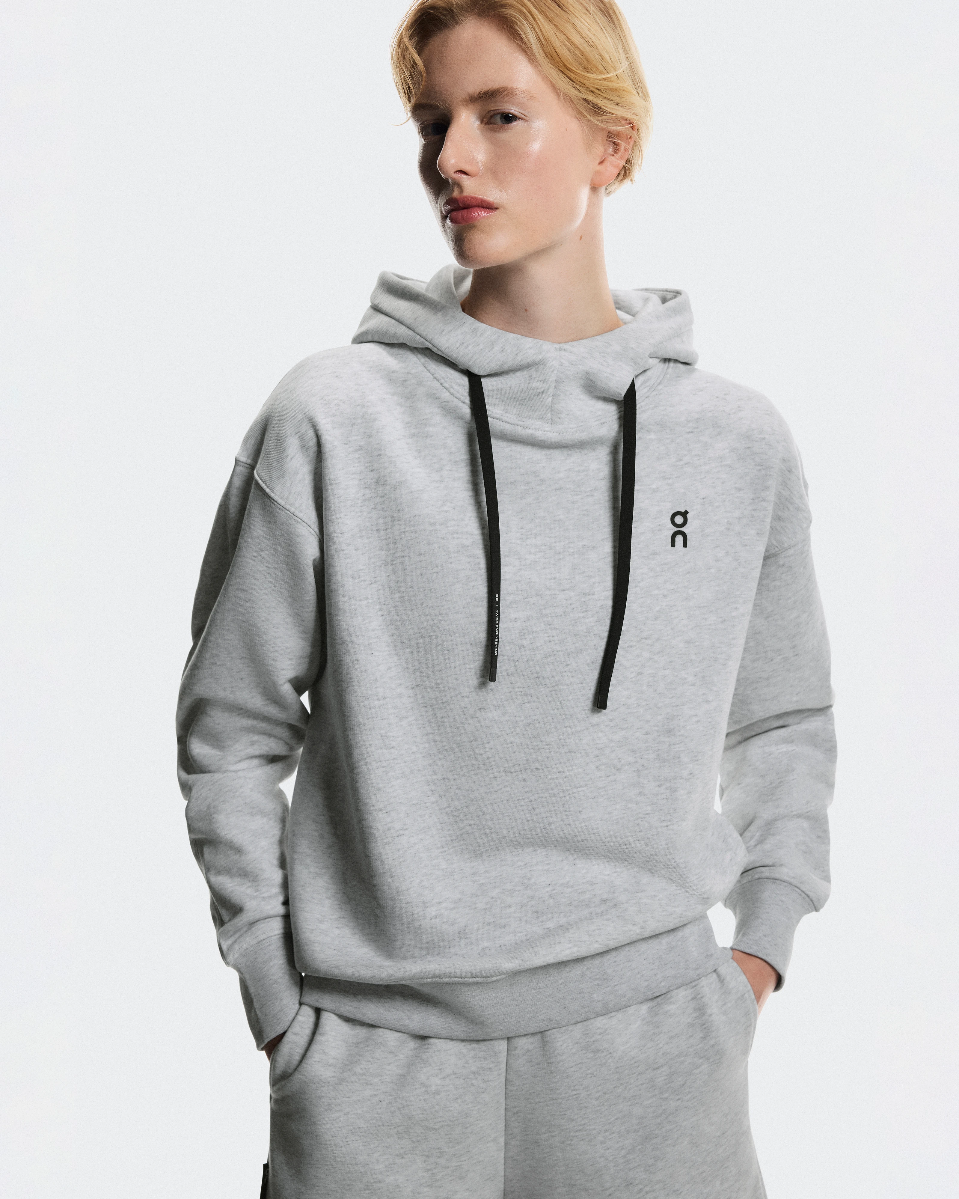 On Club Hoodie Graphic Heather Femme Sweats à capuche et sweats