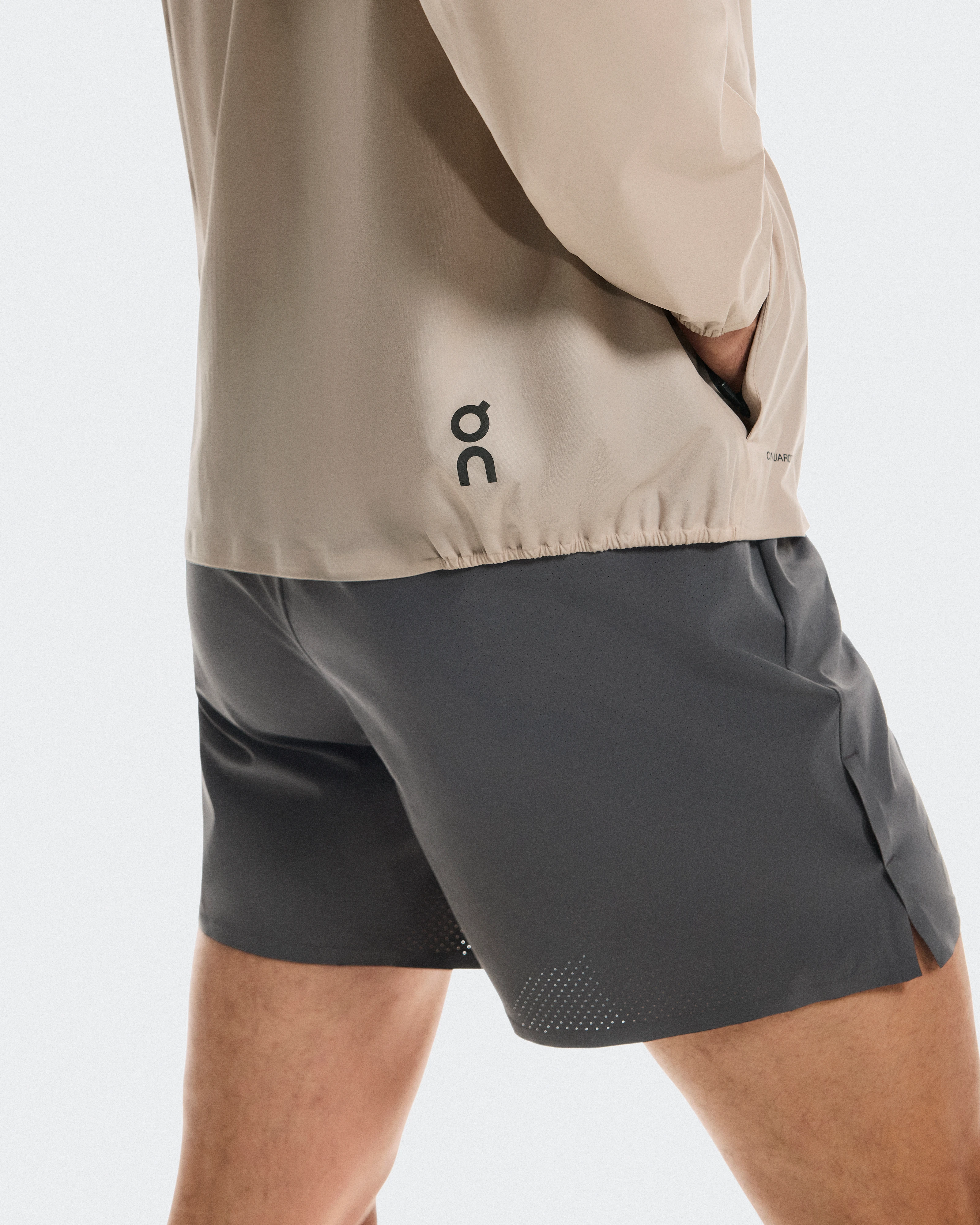 On Performance Jacket Waterproof Desert Homme Vestes