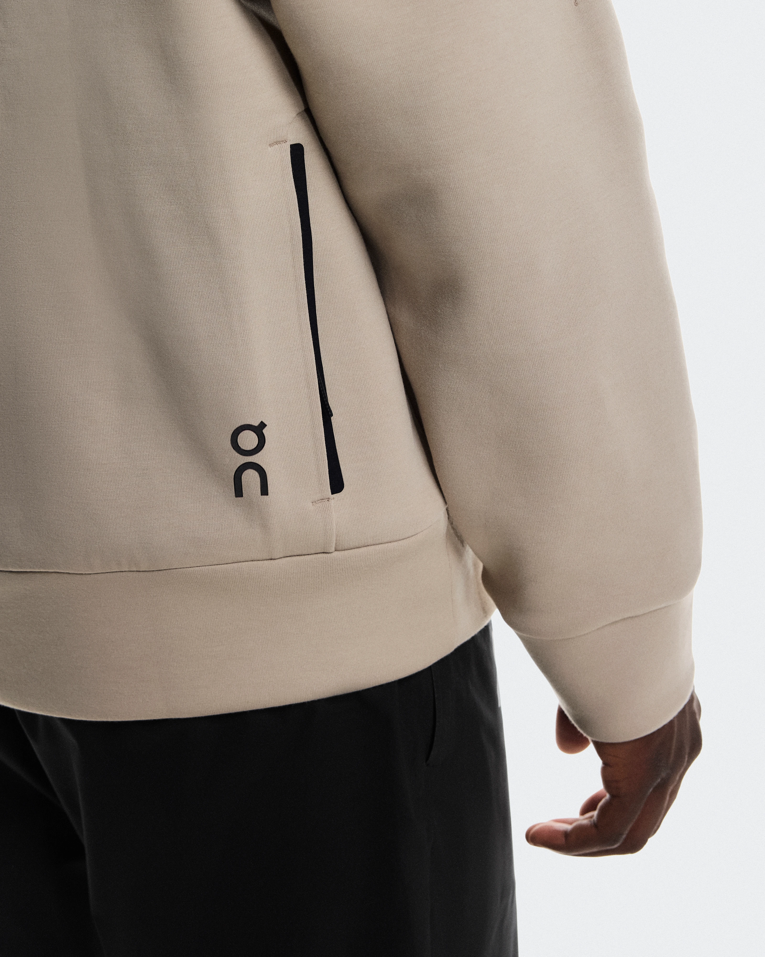 On Focus Tech Crew Desert Homme Sweats à capuche et sweats