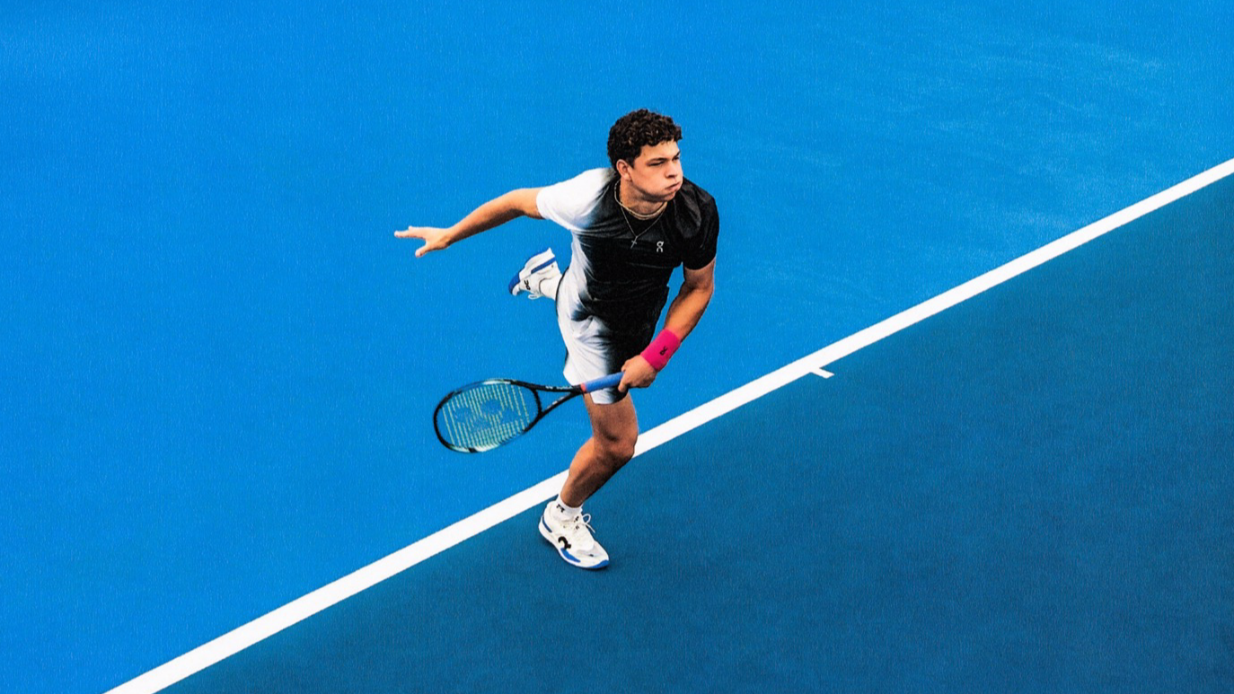 Ben Shelton simule un vrai match de tennis à l'entraînement pour améliorer son mental. 
